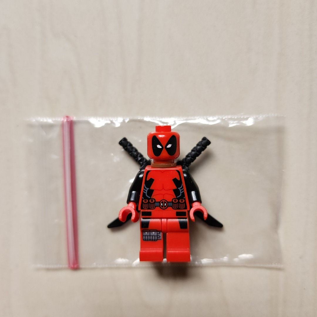 Wallpaper #Wmd_7ZIBSpphPi3-D1iu67 Lego Marvel Deadpool Minifigure 6866 on Carousell