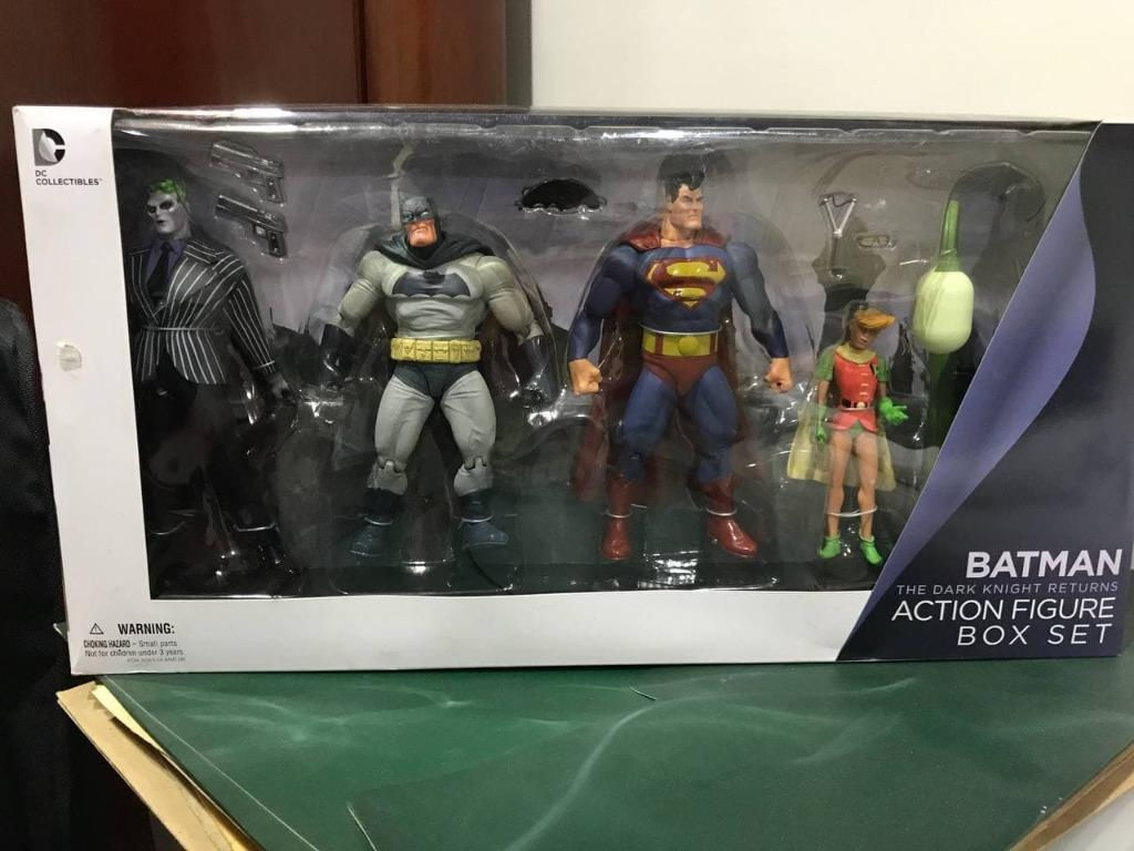 Wallpaper #e-pIVpMBlwTYPL18yQ8_82 DC Collectibles Batman the Dark Knight Returns Action Figure Box Set