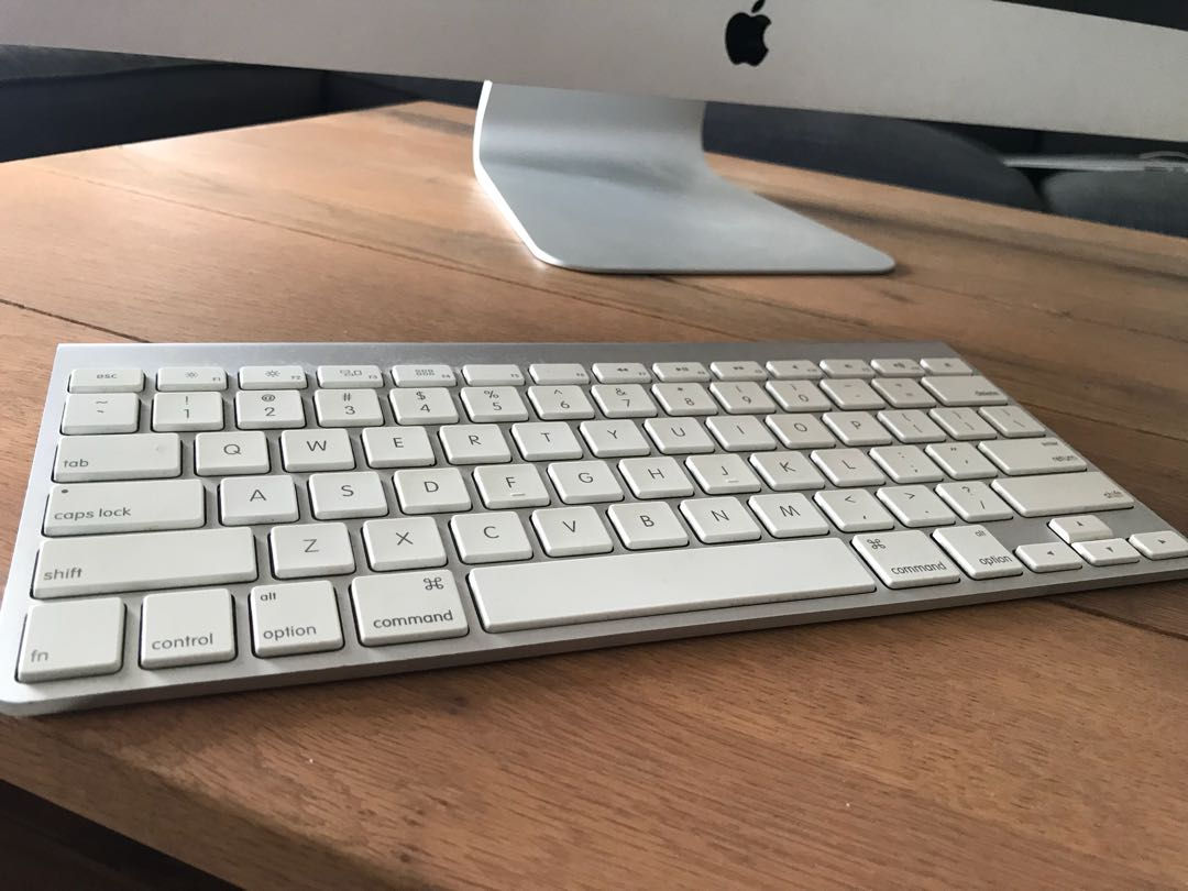 Wallpaper #a0KtPJMBOBpx0NhmkMEV253 Apple iMac 27 Inch Mid 2011 Keyboard Magic Trackpad 2 Electronics