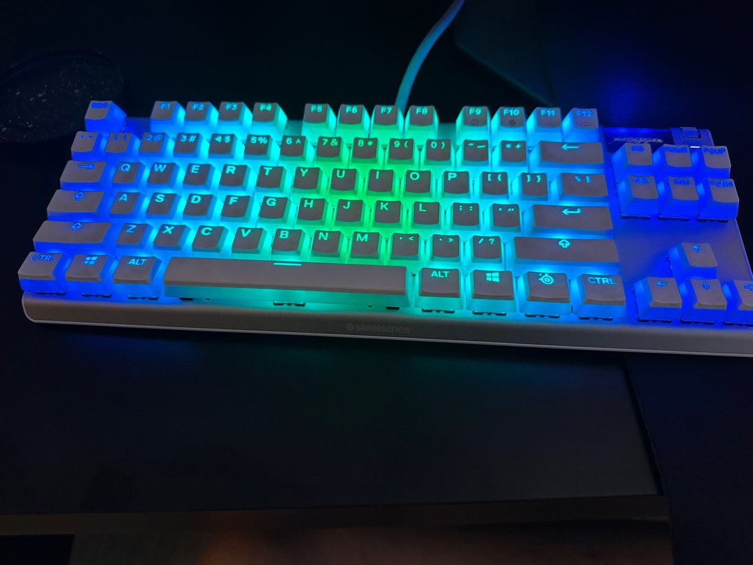 Wallpaper #Erj21pIBJvJKYCmE-eHl61 Steelseries Apex 7 Ghost White Tkl Limited Edition Red Linear Switch