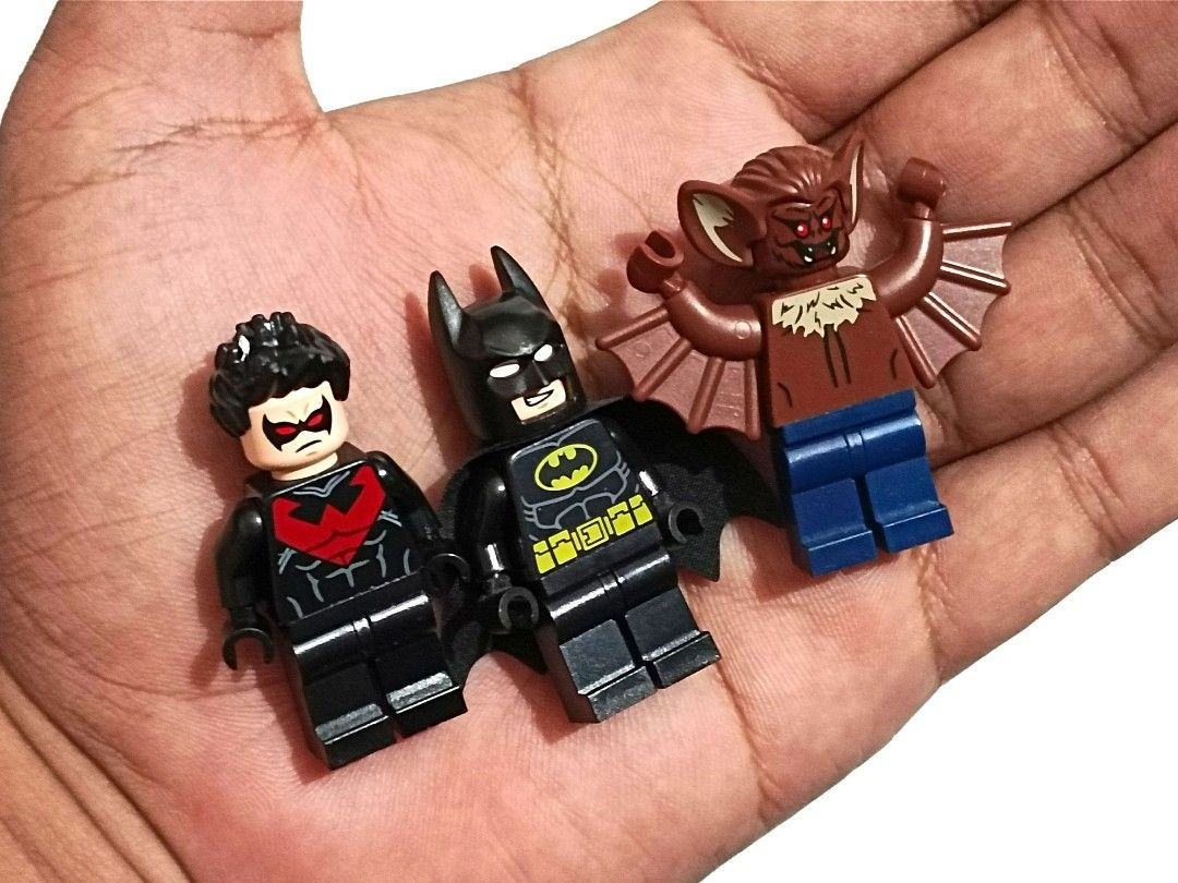Wallpaper #IM7eJJMB71dOy6JZpxII285 Lego 76011 Super Hero Batman Man Bat Attack on Carousell