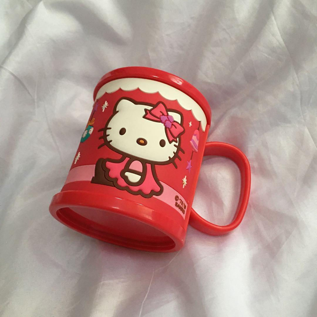 Wallpaper #olgrNJMBzN9vxX34kTtJ184 Sanrio Hello Kitty Mug Babies Kids Babies Kids Fashion on Carousell