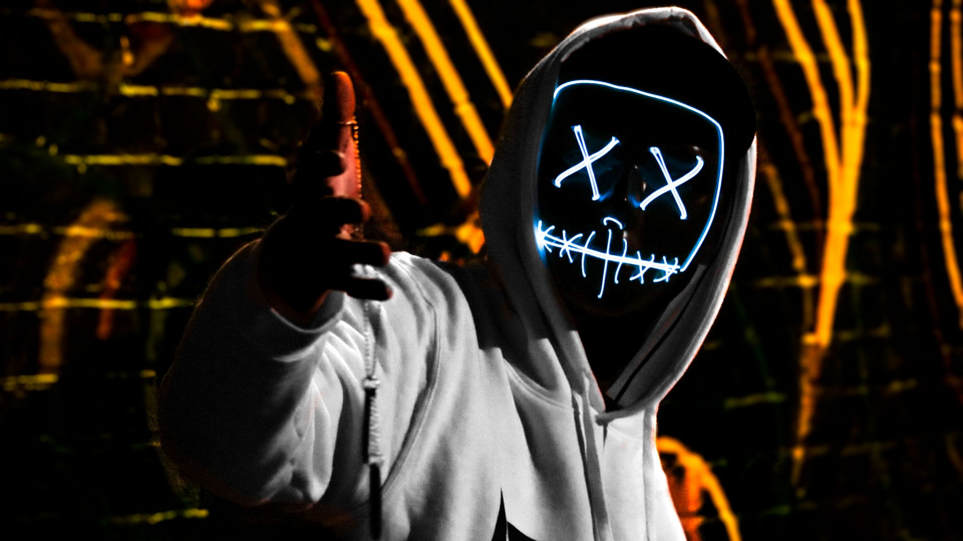 Wallpaper #vmfg95IBSpphPi3-Voeh200 Man with LED Mask in Hoodie Wallpaper 5K