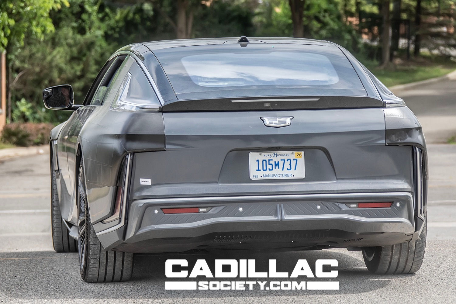 Wallpaper #52cHCZMBSpphPi3-A81v128 2024 Cadillac Celestiq with Deployed Rear Wing First Pictures