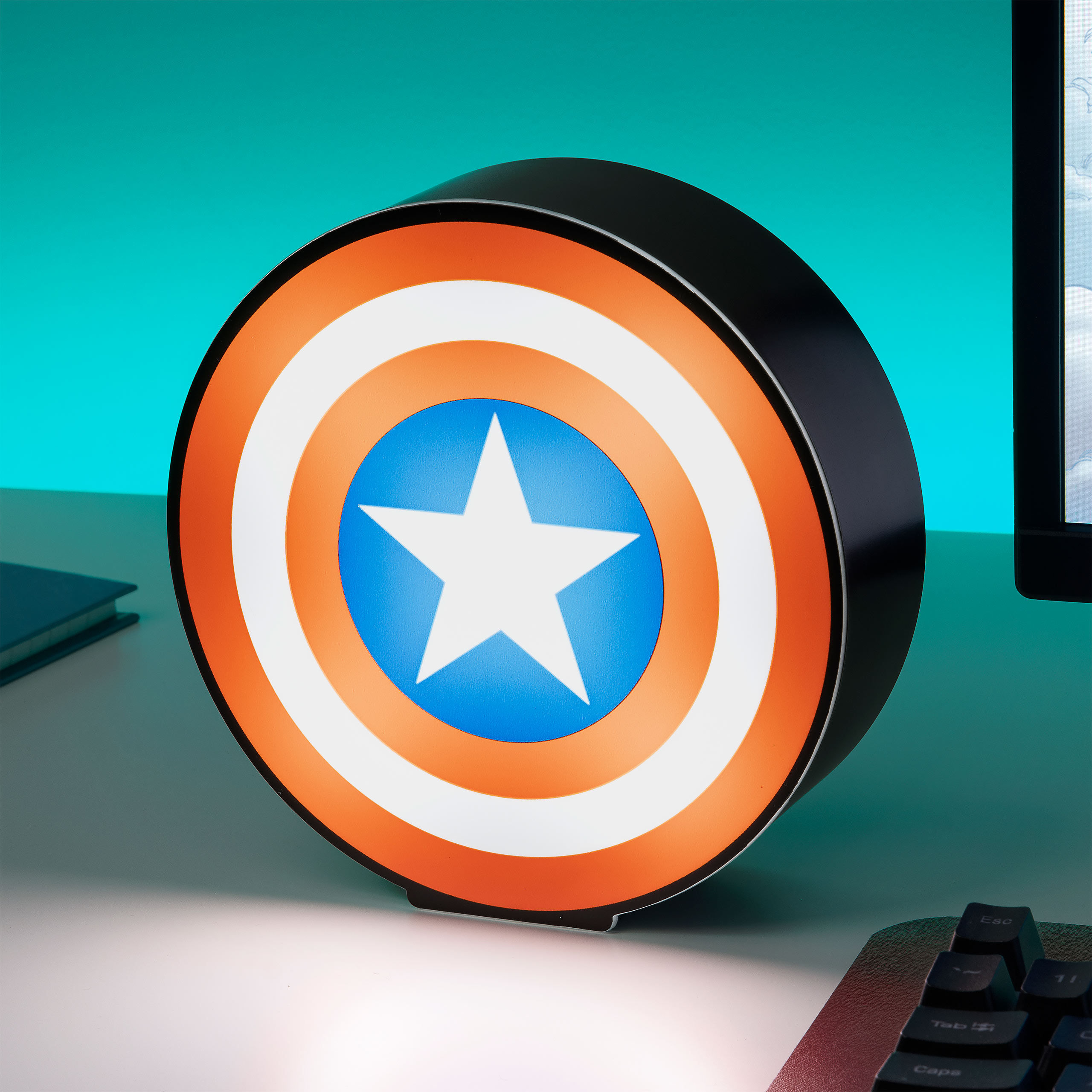 Wallpaper #GmjXGZMBSpphPi3-HRkv169 Captain America Shield Table Lamp Elbenwald