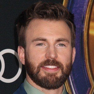 Wallpaper #71840 Interazione Tra Chris Evans E Scarlett Johansson Sui Social Media Tiktok