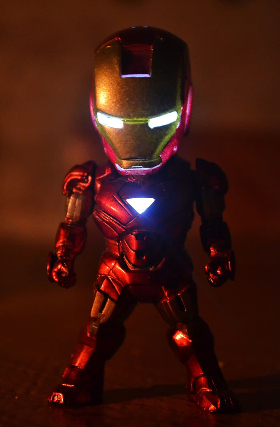 Wallpaper #-bkg3pIBJvJKYCmEzgMB196 HD Wallpaper Iron Man Action Figure Iron Man Robotic Superhero Toy