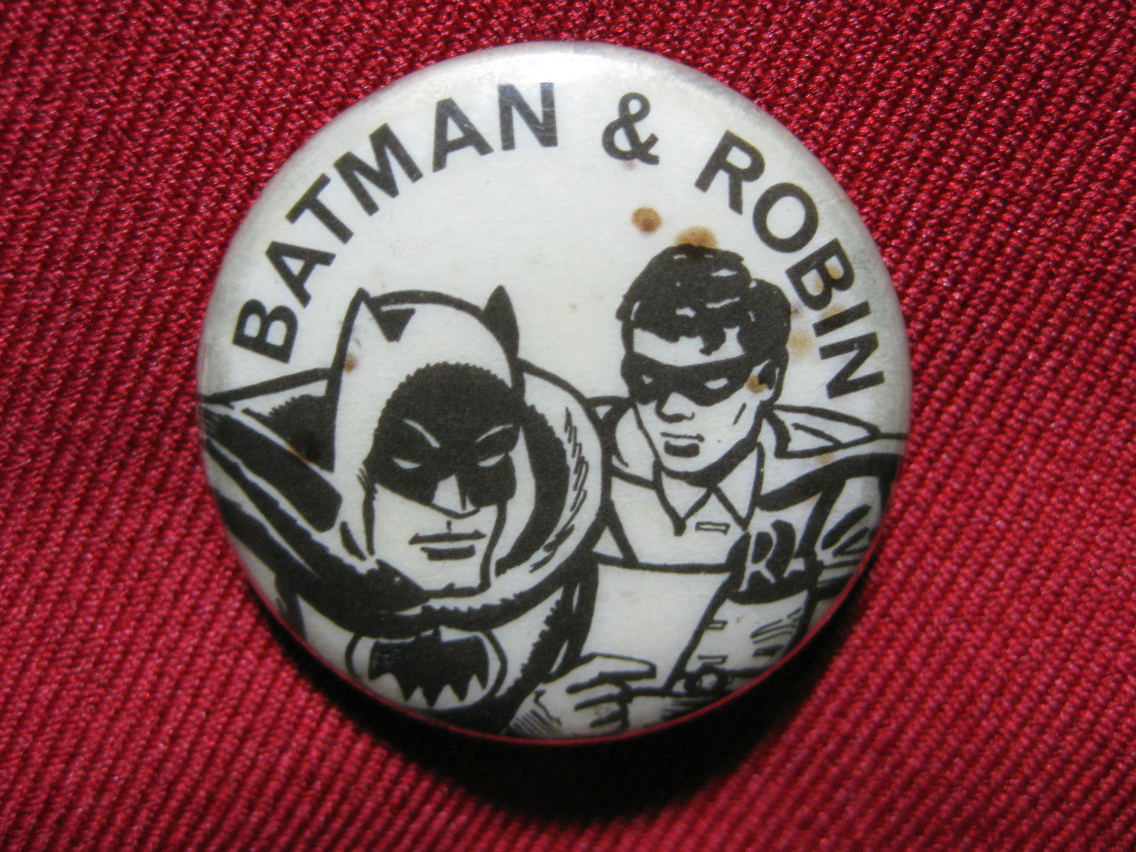 Wallpaper #mCzhSZMB0E1QgA7w0PSl61 The Bat Channel Vintage Batman Pinback Buttons