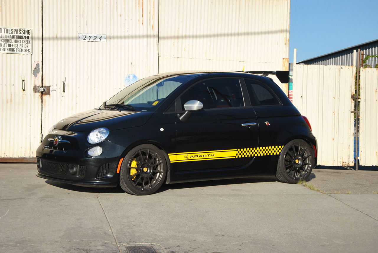 Wallpaper #a819a Front View of Black Fiat 500 Abarth Parked in the Street Editorial