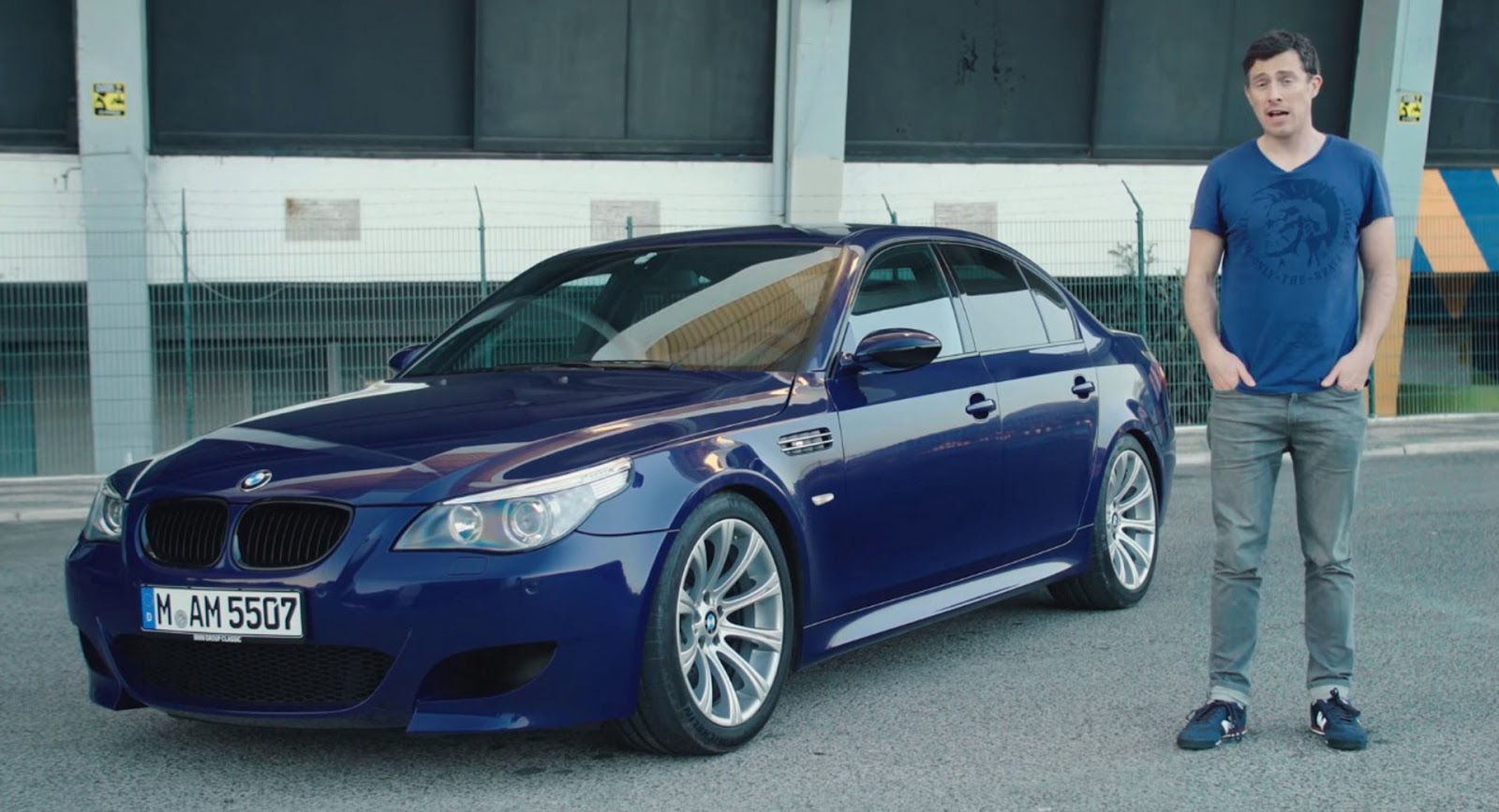 Wallpaper #oWcy95IBSpphPi3-oIWX269 Heres a Love Letter to the BMW E60 M5s Epic V10 Engine Car News