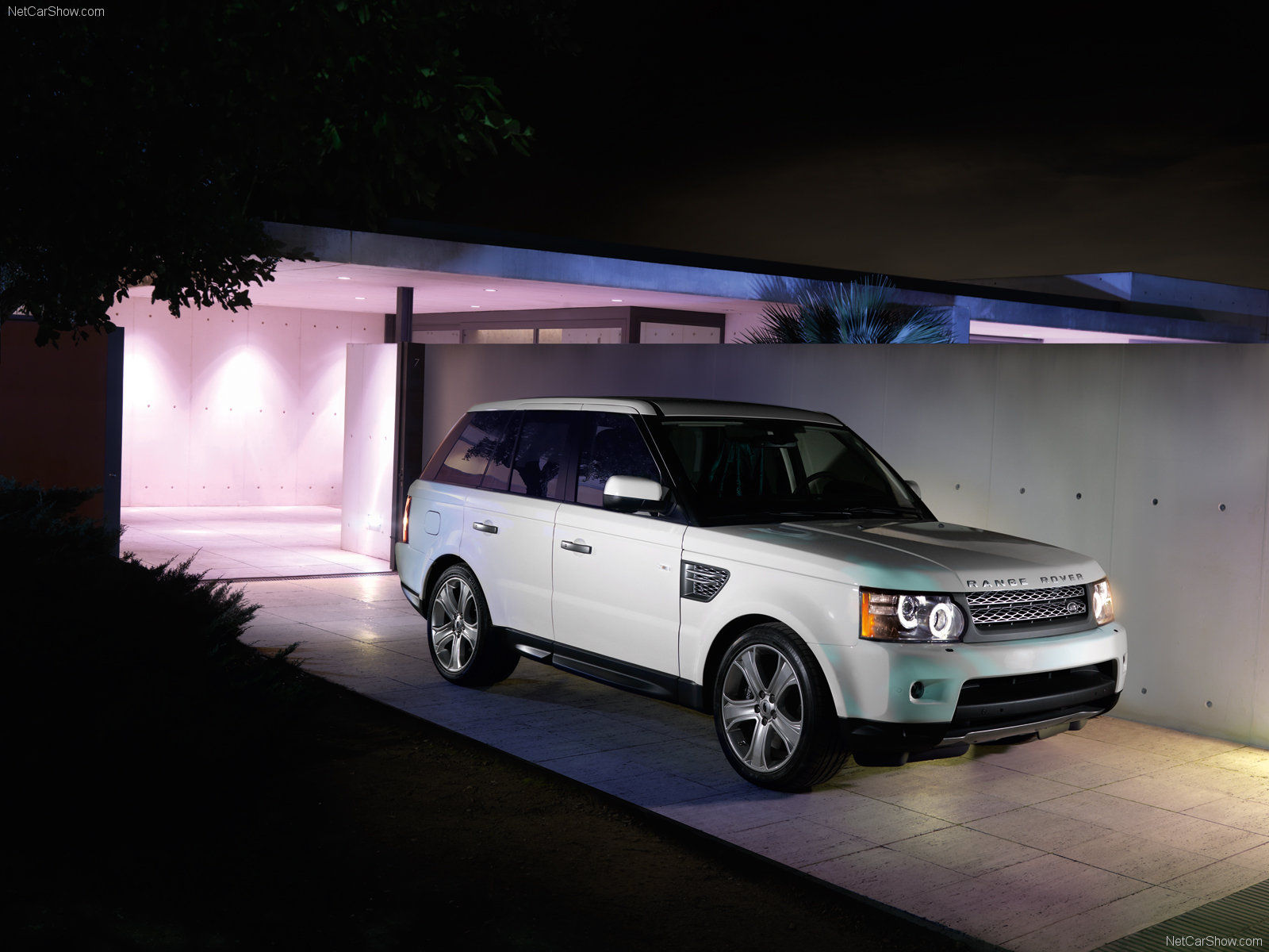 Wallpaper #W0CcMJMBJhL2WPba7cI2378 Land Rover Range Rover Sport Wallpapers Car Wallpapers