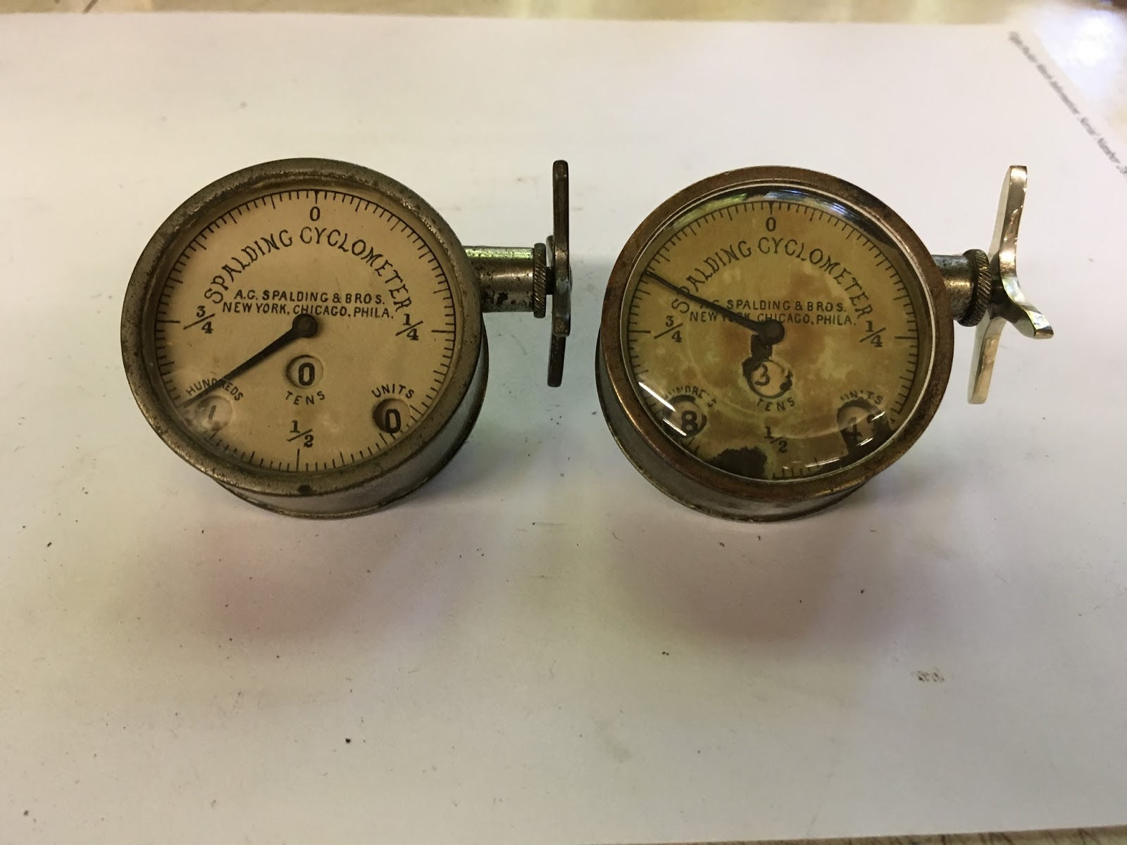 Wallpaper #BB1MLZMBlOZrFDOkY9AK94 Clock Stuff Antique Cyclometer