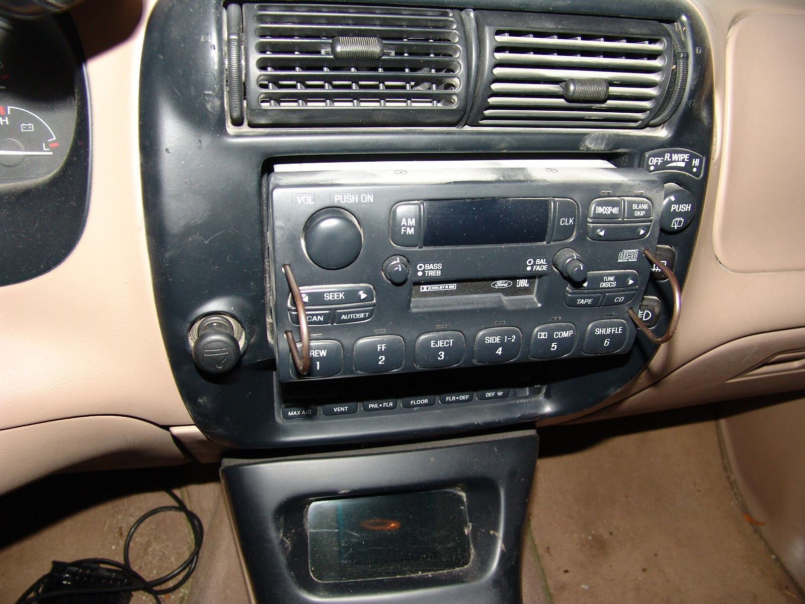 Wallpaper #-hfiPpMBPLD5_VENGODr176 Car Stereo for Ford Explorer
