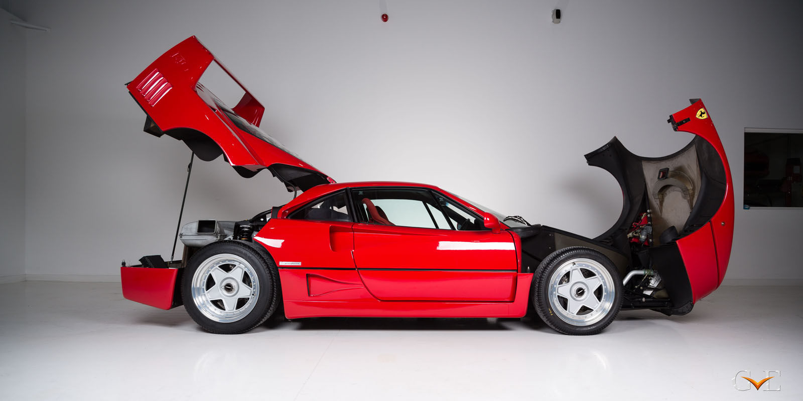 Wallpaper #SmjnHpMBSpphPi3-mCpj40 This Ferrari F40 Used to Belong to Eric Clapton Yours for R15 Million