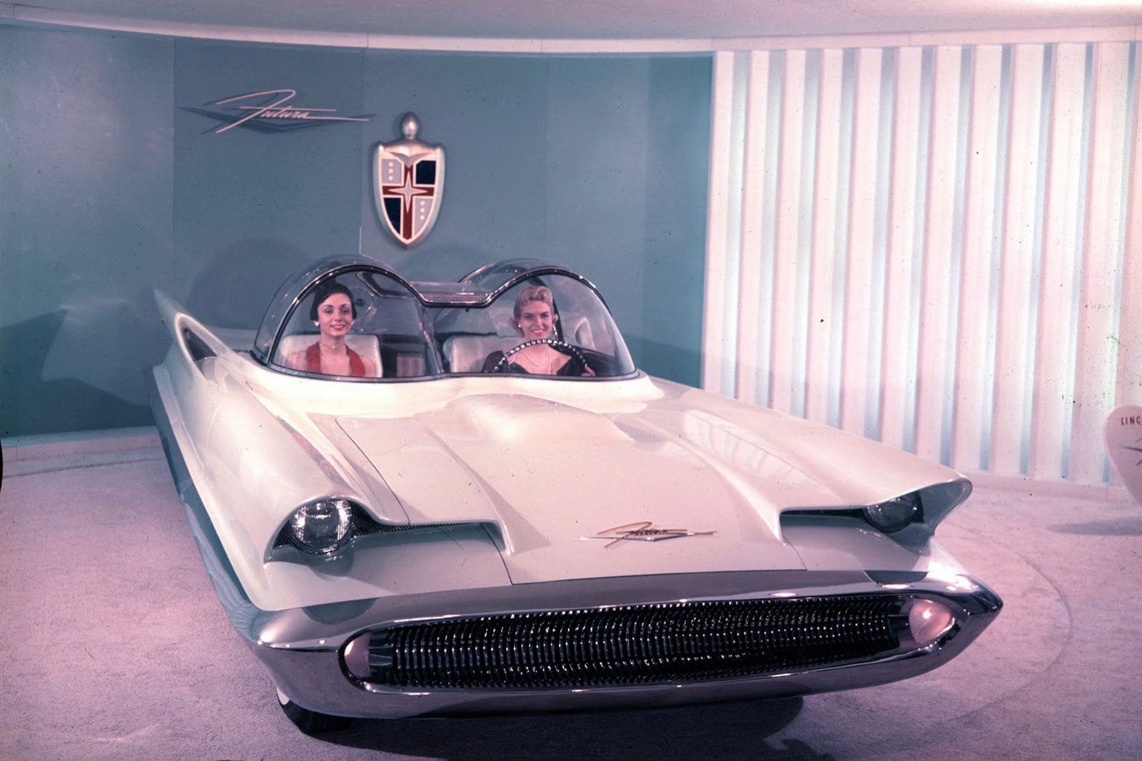 Wallpaper #fWd1AJMBSpphPi3-V6Zo151 Inside the Rock Poster Frame Blog George Barris Original 1966