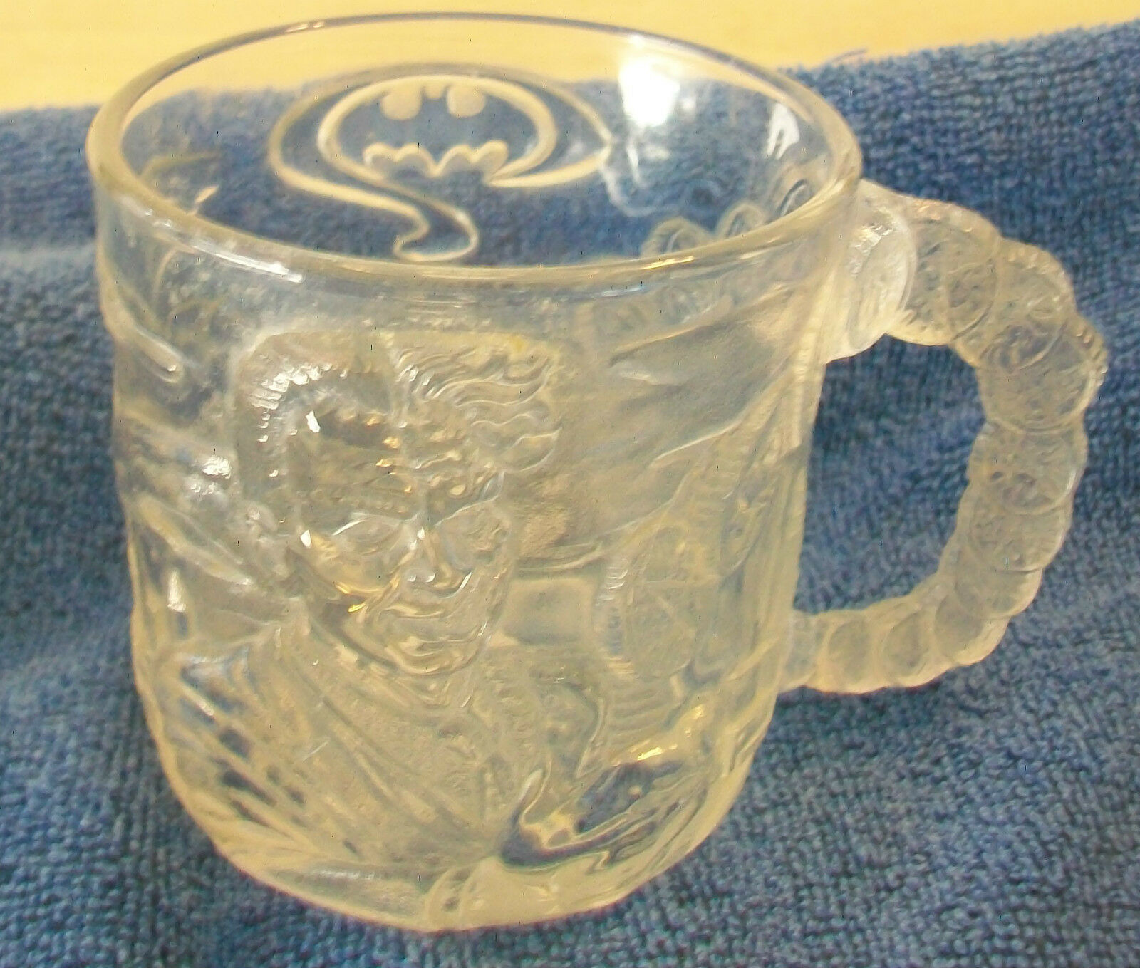 Wallpaper #E2eLC5MBSpphPi3-JNpT406 Mcdonalds Batman Forever Glass Two Face from 1995 Mugs Cups