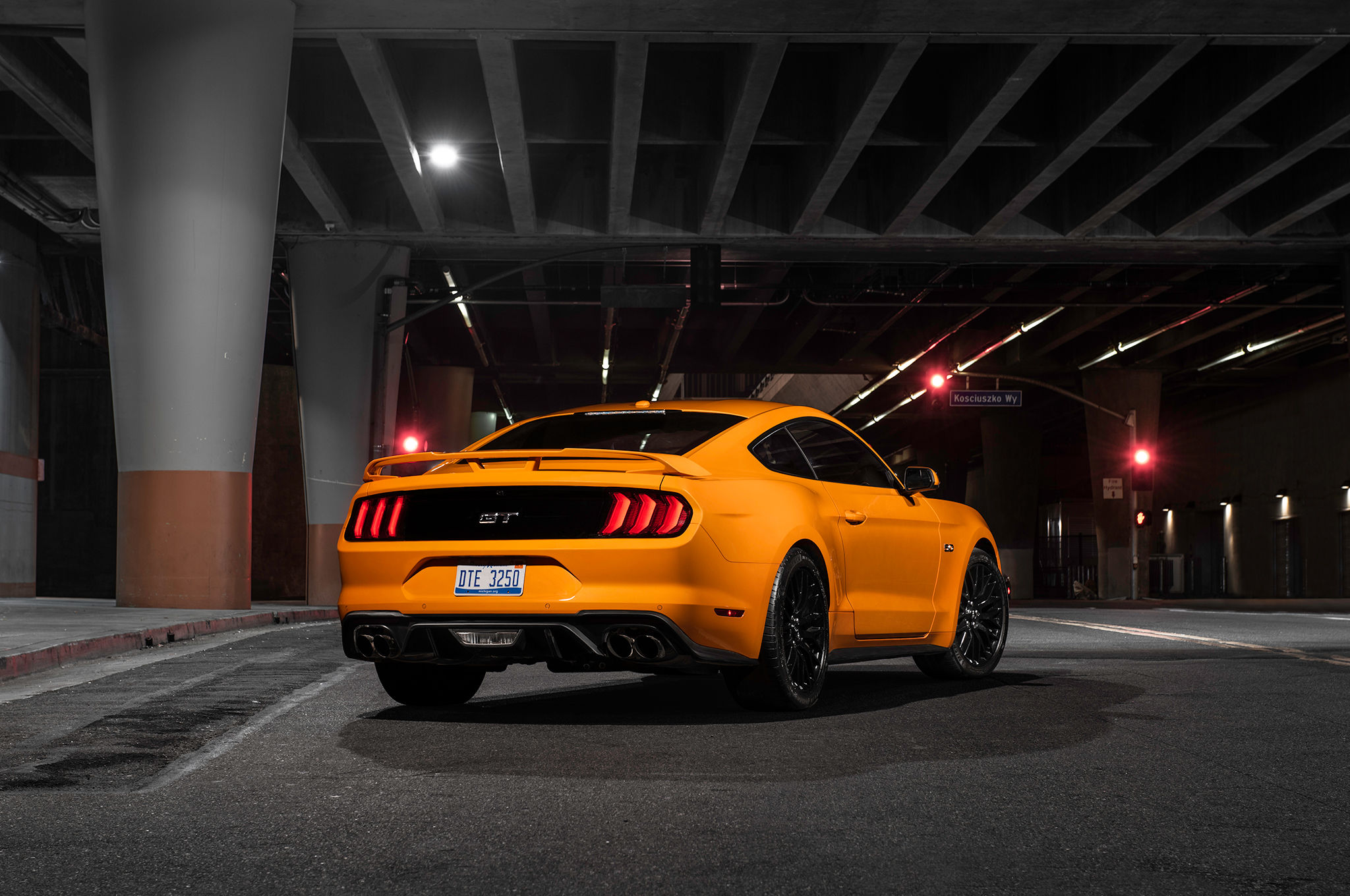 Wallpaper #BnQrw44B_8f4nGFam3Ag25 Why the 2018 Ford Mustang GT Automatic is So Much Quicker Than the