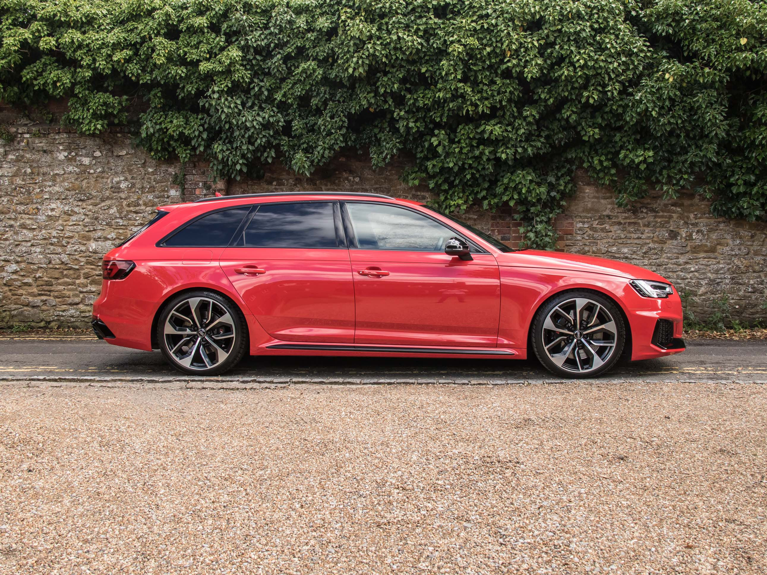 Wallpaper #I2eo75IBSpphPi3-JmPe200 Audi Rs4 Sport Edition 2019 Surrey Near London Hampshire Sussex