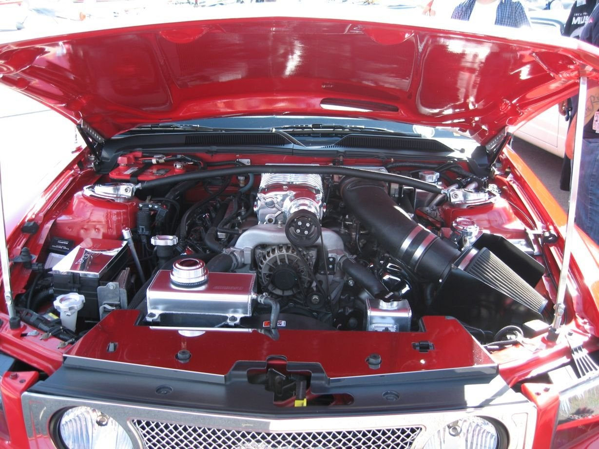 Wallpaper #2uqcVJMBlwTYPL18FgsO169 Ford Racingwhipple Ho 11psi Supercharger on Stock Motor Ford