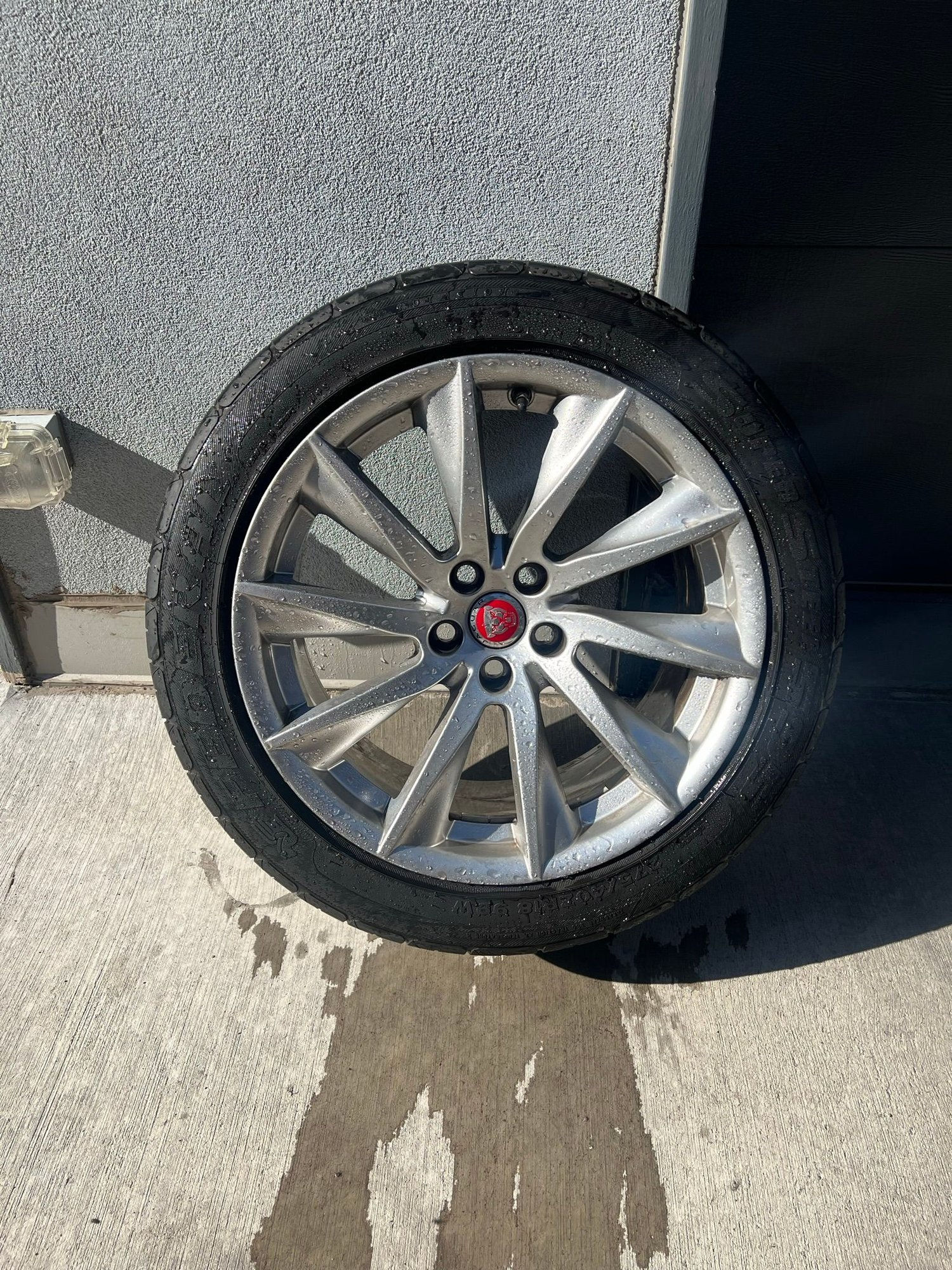 Wallpaper #1Wdr6JIBSpphPi3-wDyu78 18 Inch Factory F Type Wheels and Tires Jaguar Forums Jaguar