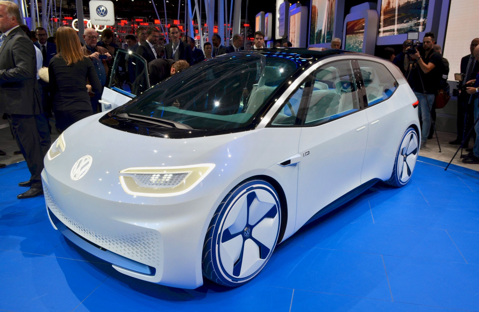 Wallpaper #4WfGDpMBSpphPi3-_uvA16 Volkswagen Id This is Your Self Driving Golf of the Future