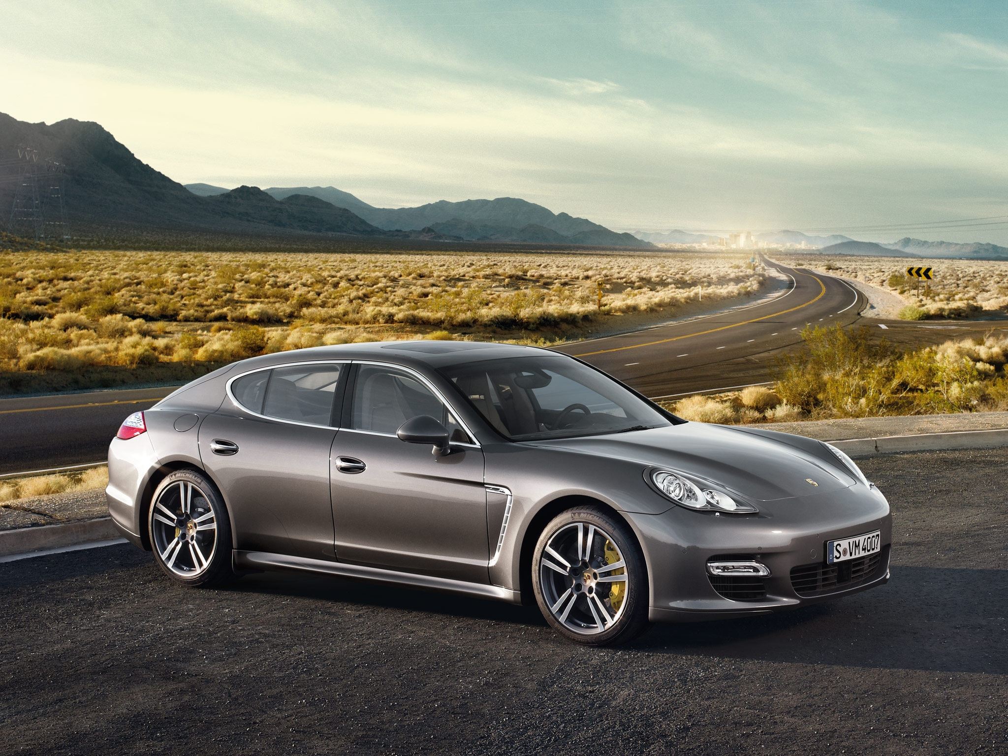 Wallpaper #SWea-JIBSpphPi3-LIr419 2013 Porsche Panamera Turbo