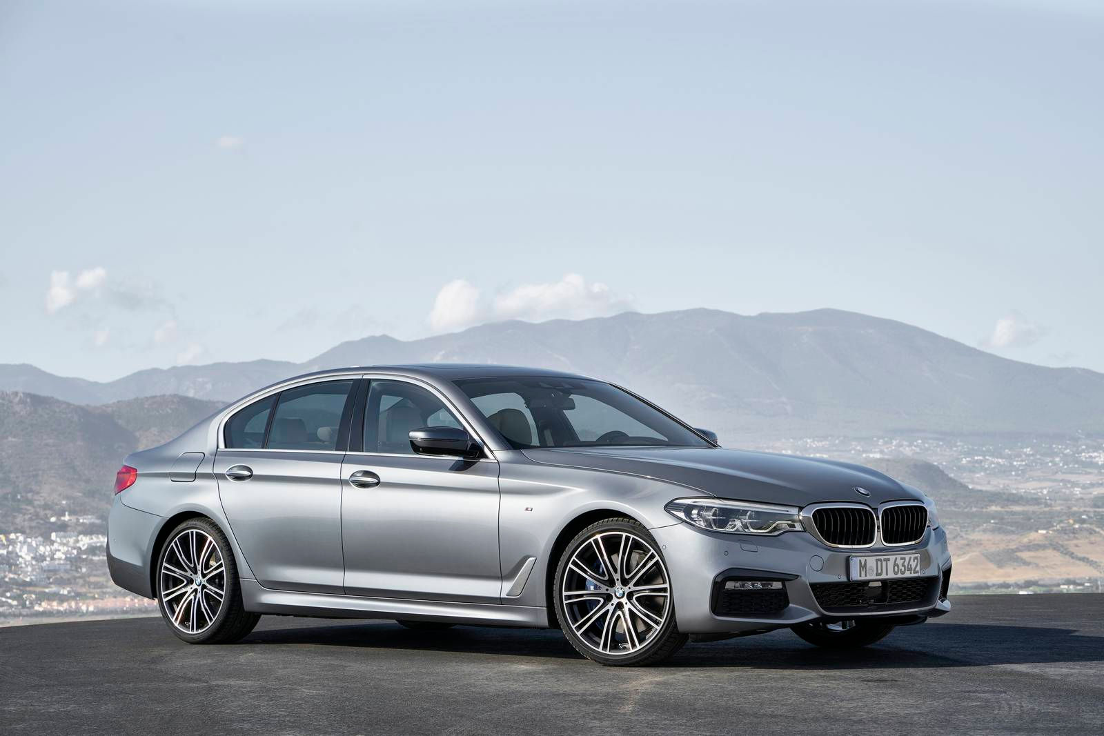 Wallpaper #_LgGjZIBJvJKYCmEjNTC15 Official 2018 BMW G30 5 Series Gtspirit