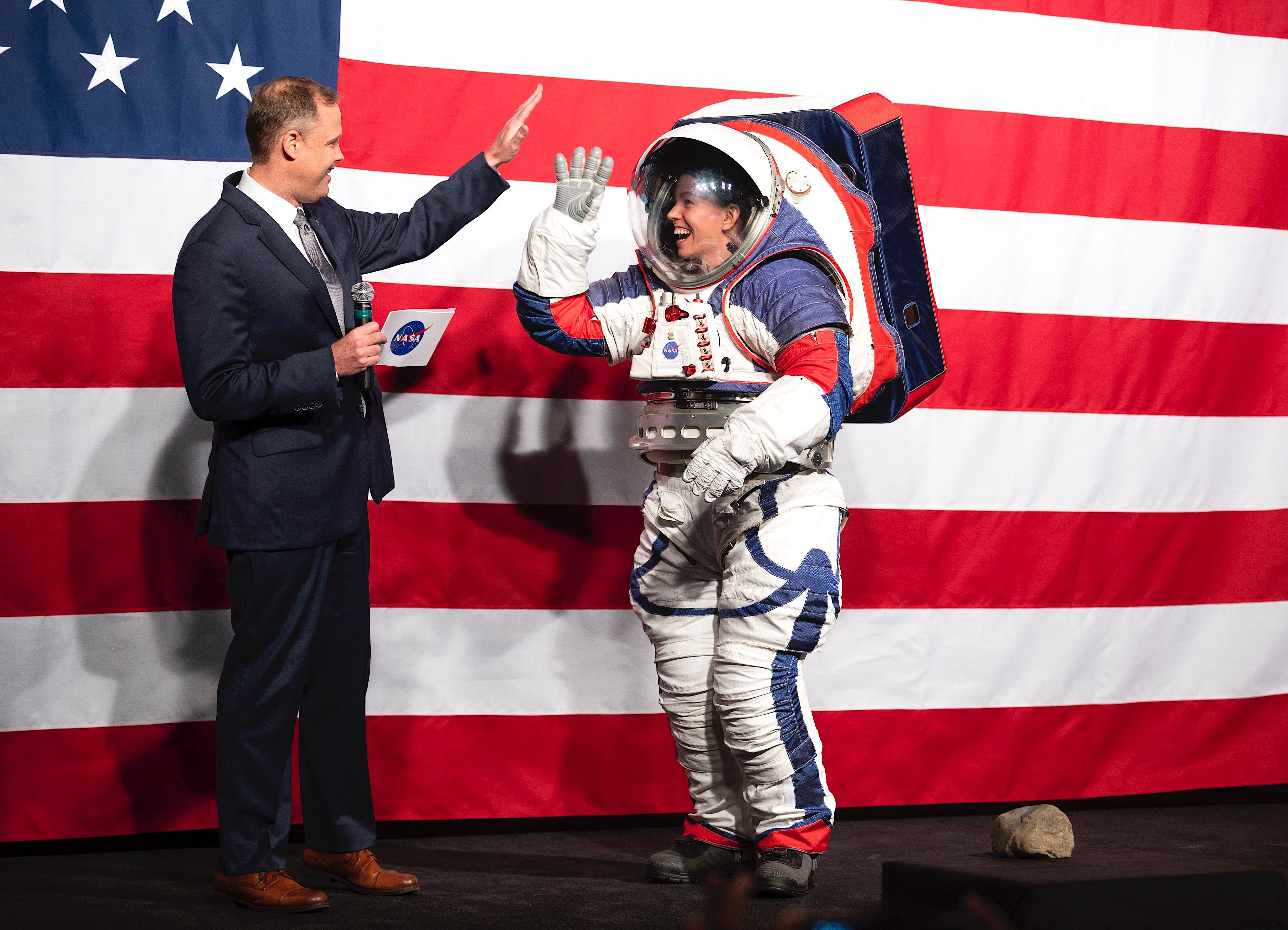 Wallpaper #e2eE_JIBSpphPi3-ZZiW372 Joe Biden Just Announced His Nasa Transition Team Heres What Space