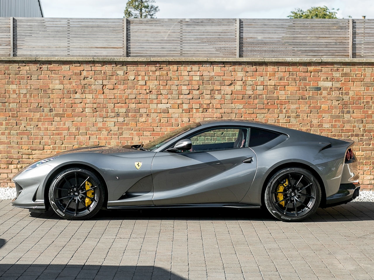 Wallpaper #ne_CTJMBMN-XEVvVxD6D6 2018 Used Ferrari 812 Superfast Bce Grigio Ferro