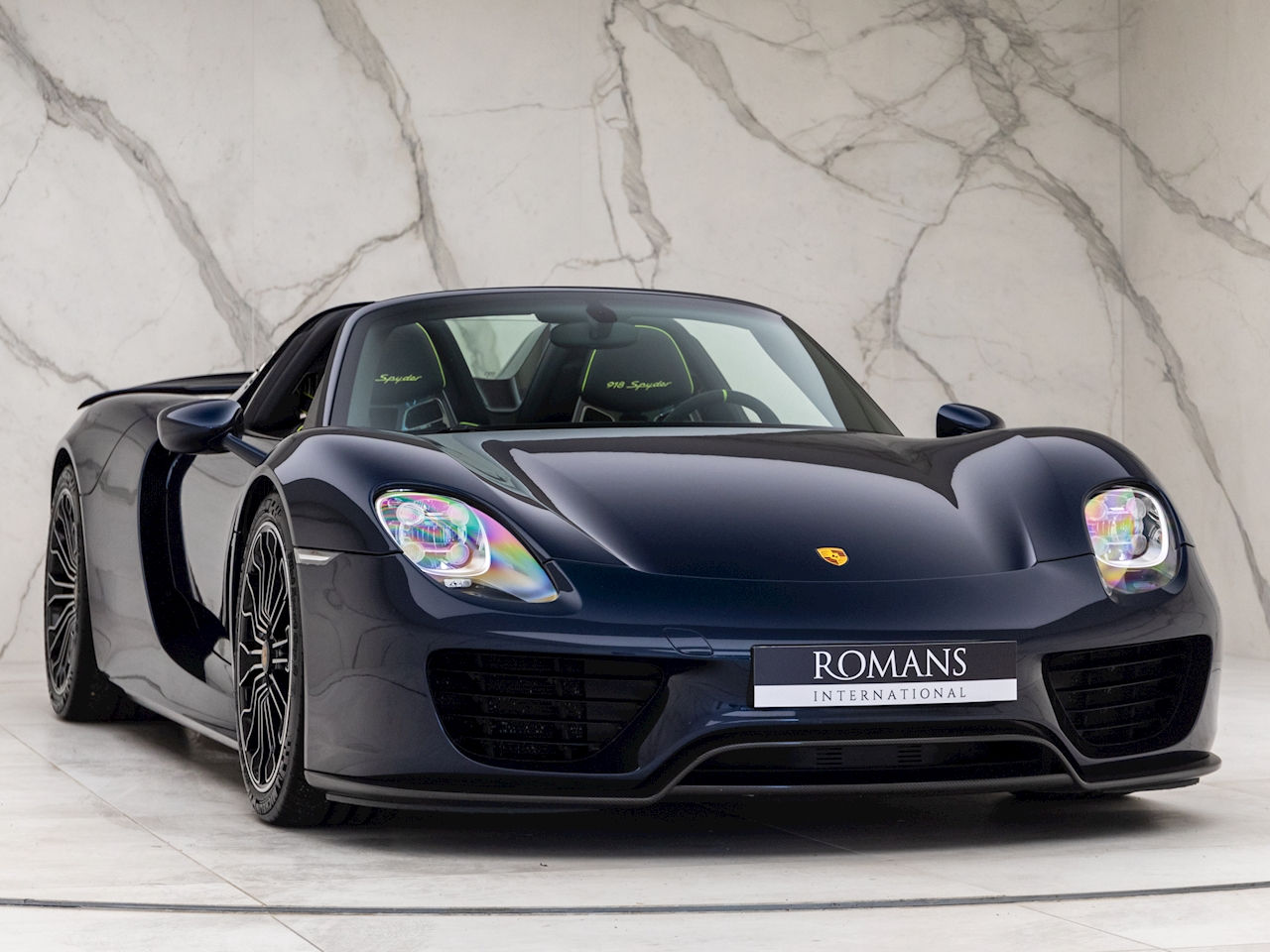 Wallpaper #2uqeUpMBlwTYPL18PQlo335 Black 918 Spyder
