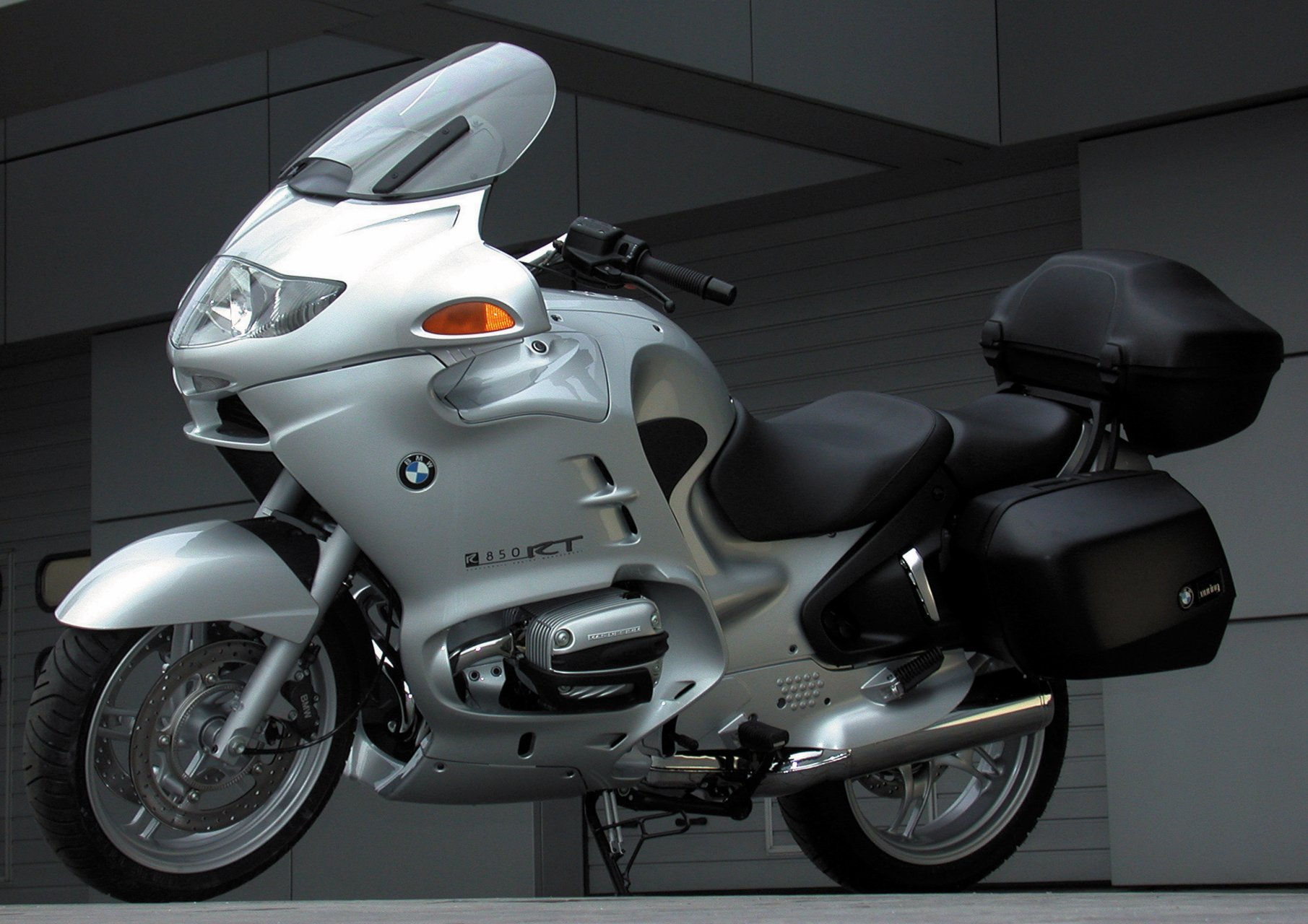 Wallpaper #AmfQ_pIBSpphPi3-xKFH95 Moto Del Dia BMW R 850 Rt Espiritu Racer Moto