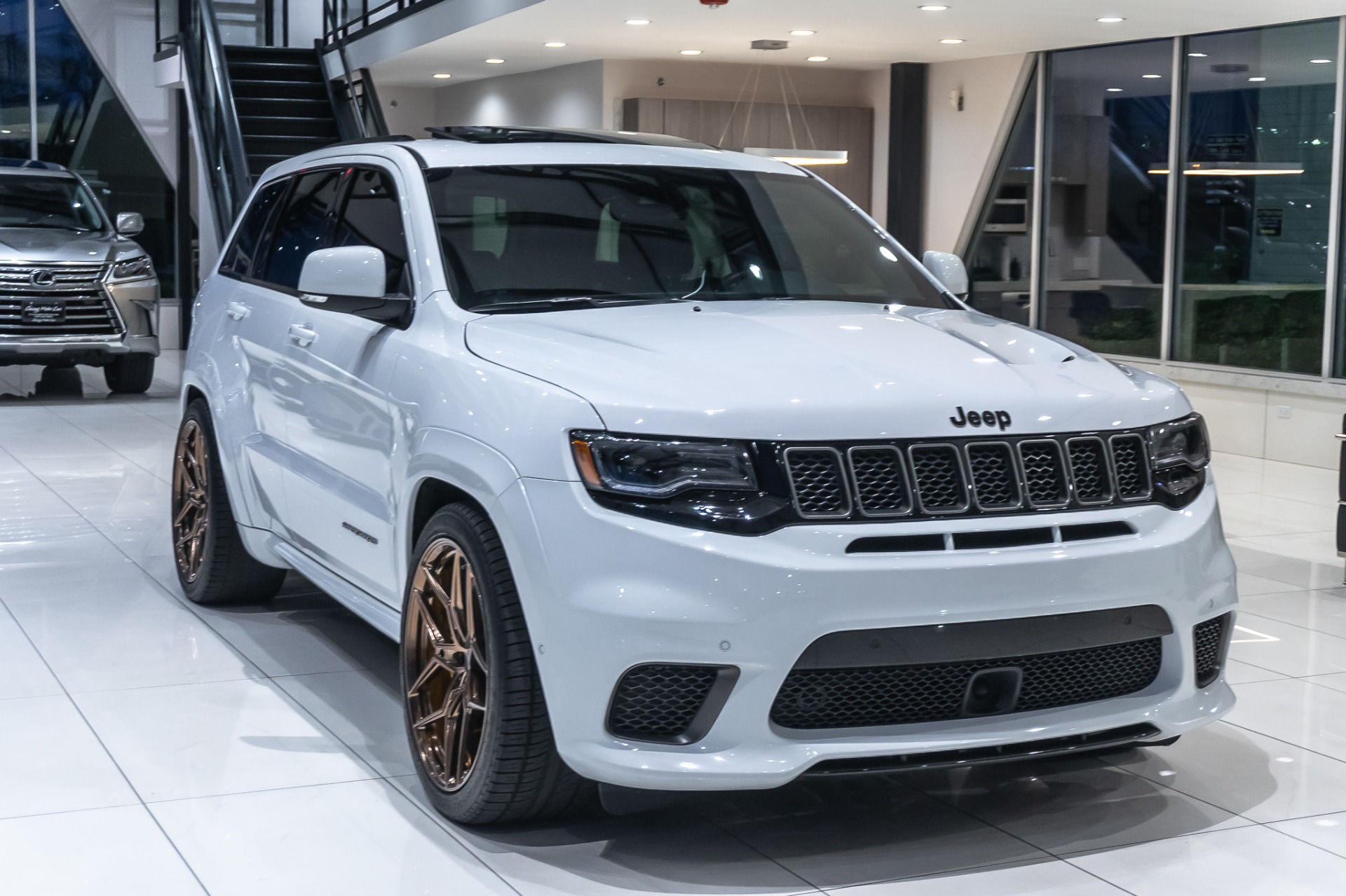 Wallpaper #-QCn7I4BSdW8dNouQhQ514 Used 2018 Jeep Grand Cherokee Trackhawk SUV Panoramic Sunroof High