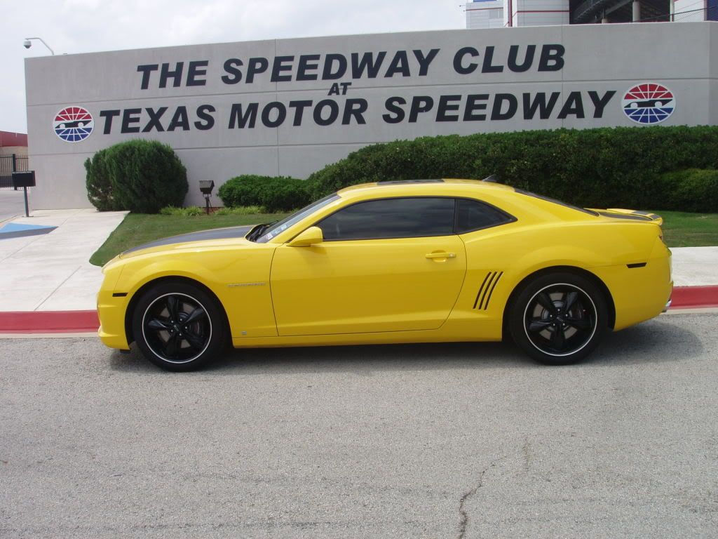 Wallpaper #geovU5MBlwTYPL18Twp0270 Yellow Camaro Black Rims