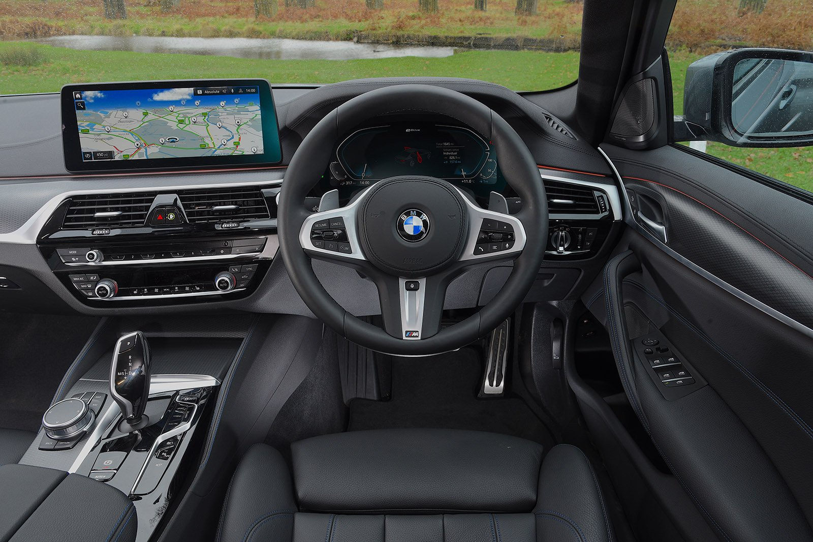 Wallpaper #R2ej65IBSpphPi3-VE3x77 BMW 5 Series Interior Sat Nav Dashboard What Car