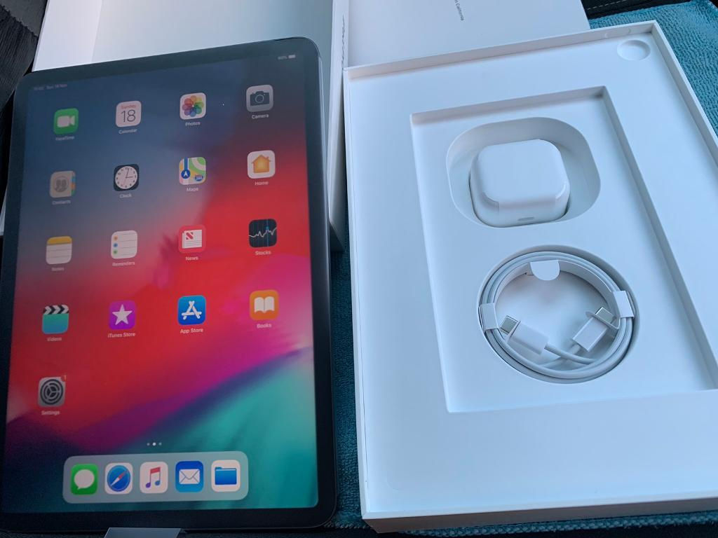 Wallpaper #DWdQEpMBSpphPi3-gvu6145 iPad Pro 3rd Generation in Reading Berkshire Gumtree