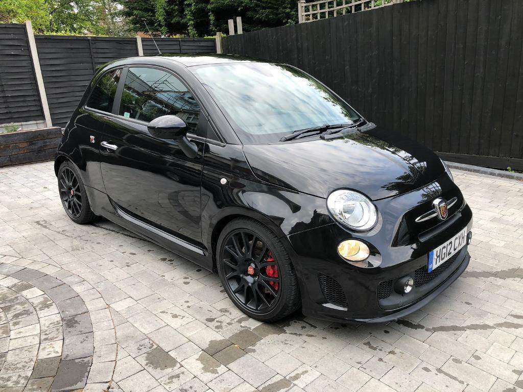 Wallpaper #a819a Front View of Black Fiat 500 Abarth Parked in the Street Editorial