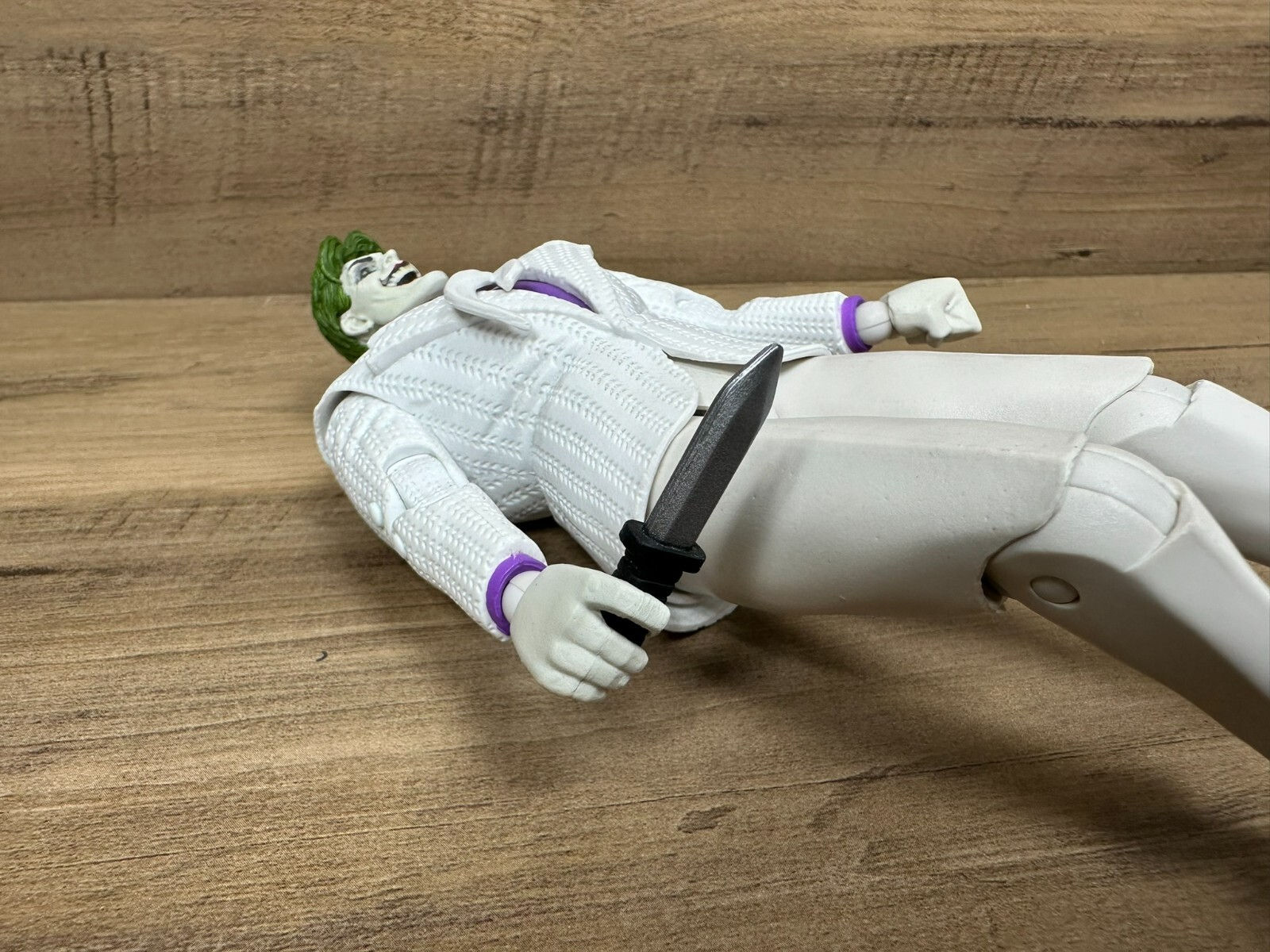 Wallpaper #2K3VMZMBKf019FdanxEa114 Mcfarlane DC Multiverse Dark Knight Returns Joker 7 Figure eBay