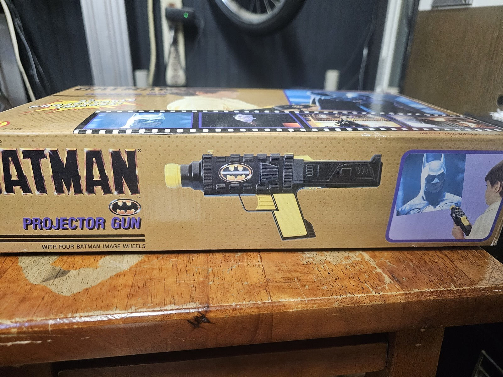 Wallpaper #JYLpP5MB0GiFKesMM8Dz91 1989 Toy Biz Batman Projector Gun in New in Box eBay