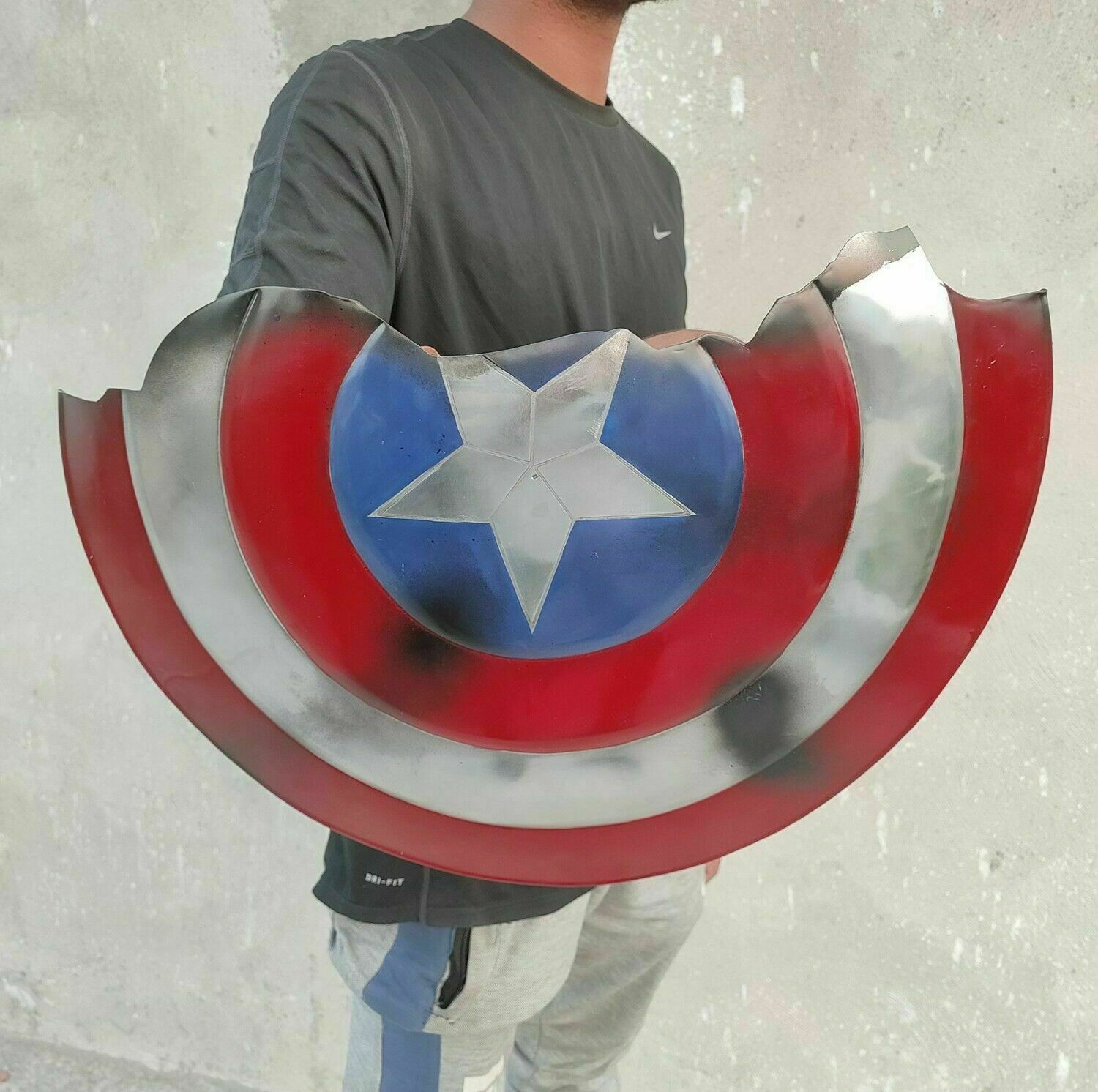 Wallpaper #EX0K8Y4Bnwiau_P6fAhh31 Captain America Broken Shield Metal Prop Replica Avengers Endgame