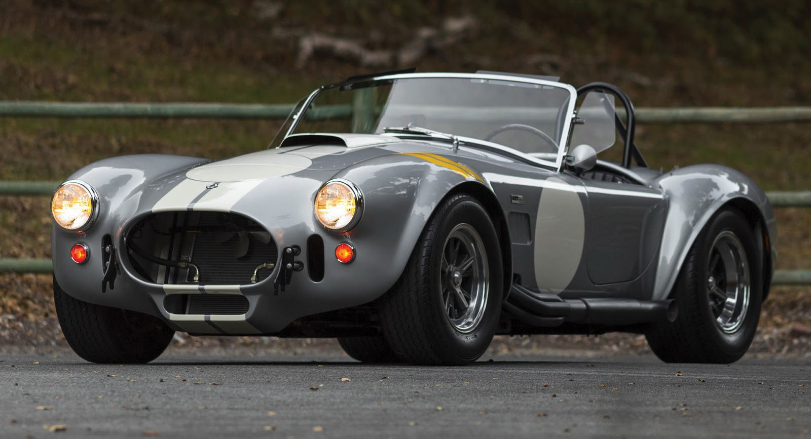Wallpaper #m33l8I4Bnwiau_P68wdO59 Shelby Ac Cobra 100 Cars That Matter