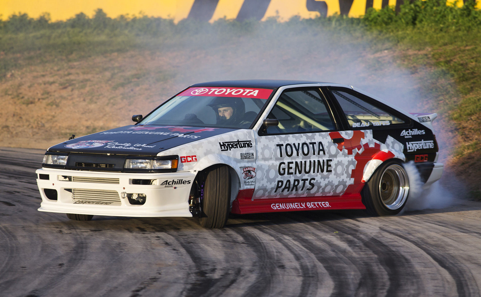 Wallpaper #nBbDMpMBygIvLWsI3ZMY89 Drift King Keiichi Tsuchiya Reveals Restored Toyota Ae86