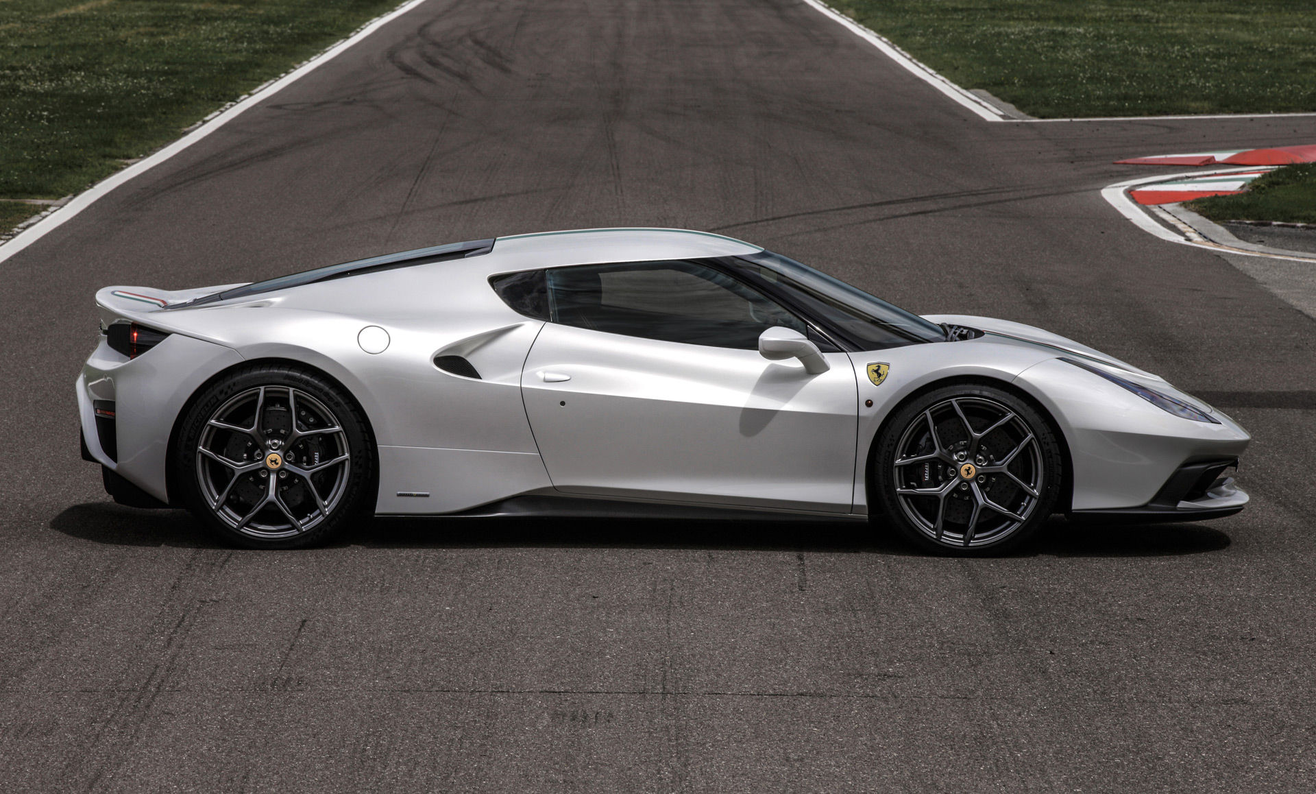 Wallpaper #4HPigY4BFI5NbQkshxhf35 Ferrari 458 Mm Speciale is the Latest Supercar from the Special