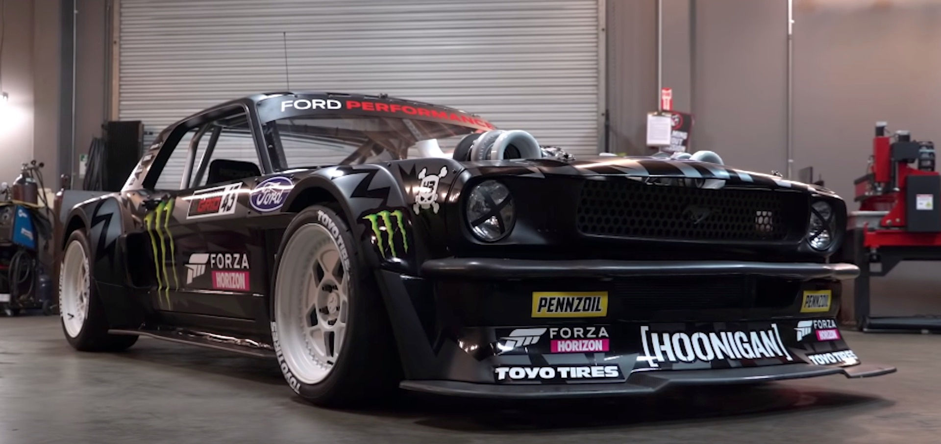 Wallpaper #1BmAF48BtGB6xQ78km9J40 Deep Dive Ken Blocks 1400 Hp 1965 Ford Mustang Hoonicorn