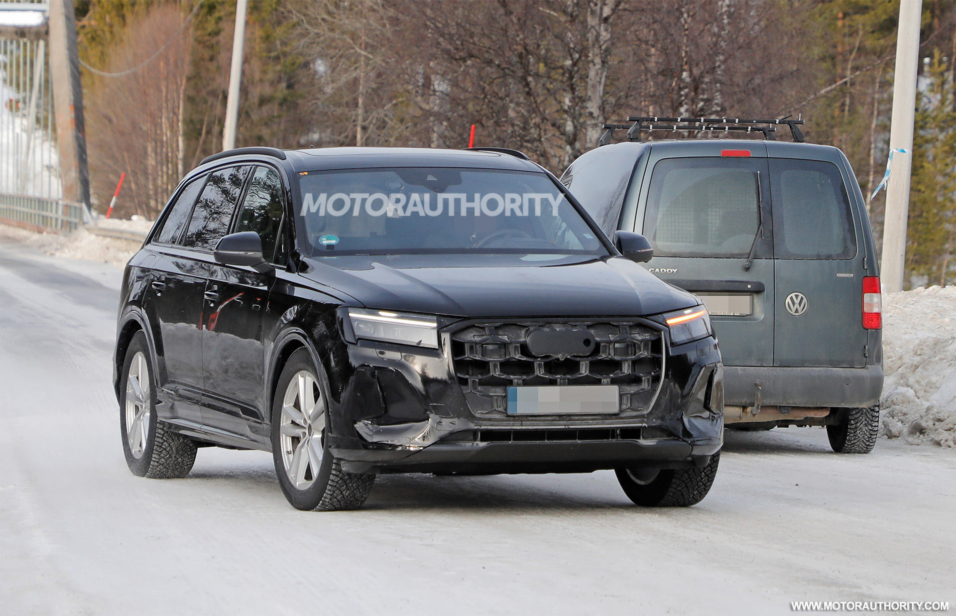 Wallpaper #RWcH7JIBSpphPi3-3lBs191 2024 Audi Q7 Spy Shots and Video Car Buyers Alliance