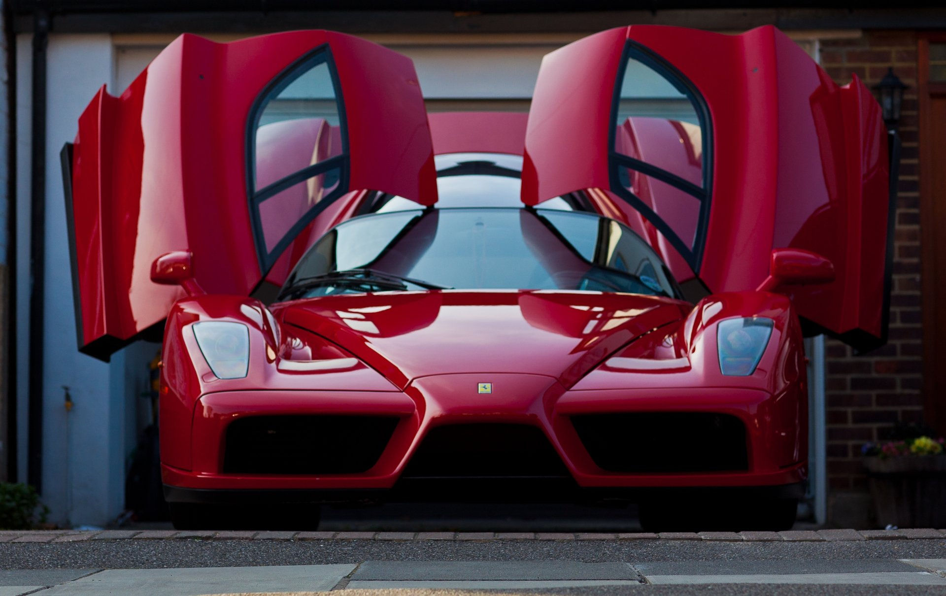 Wallpaper #i32A8I4Bnwiau_P6QwZX2 Vehicles Ferrari Enzo 4K Ultra HD Wallpaper
