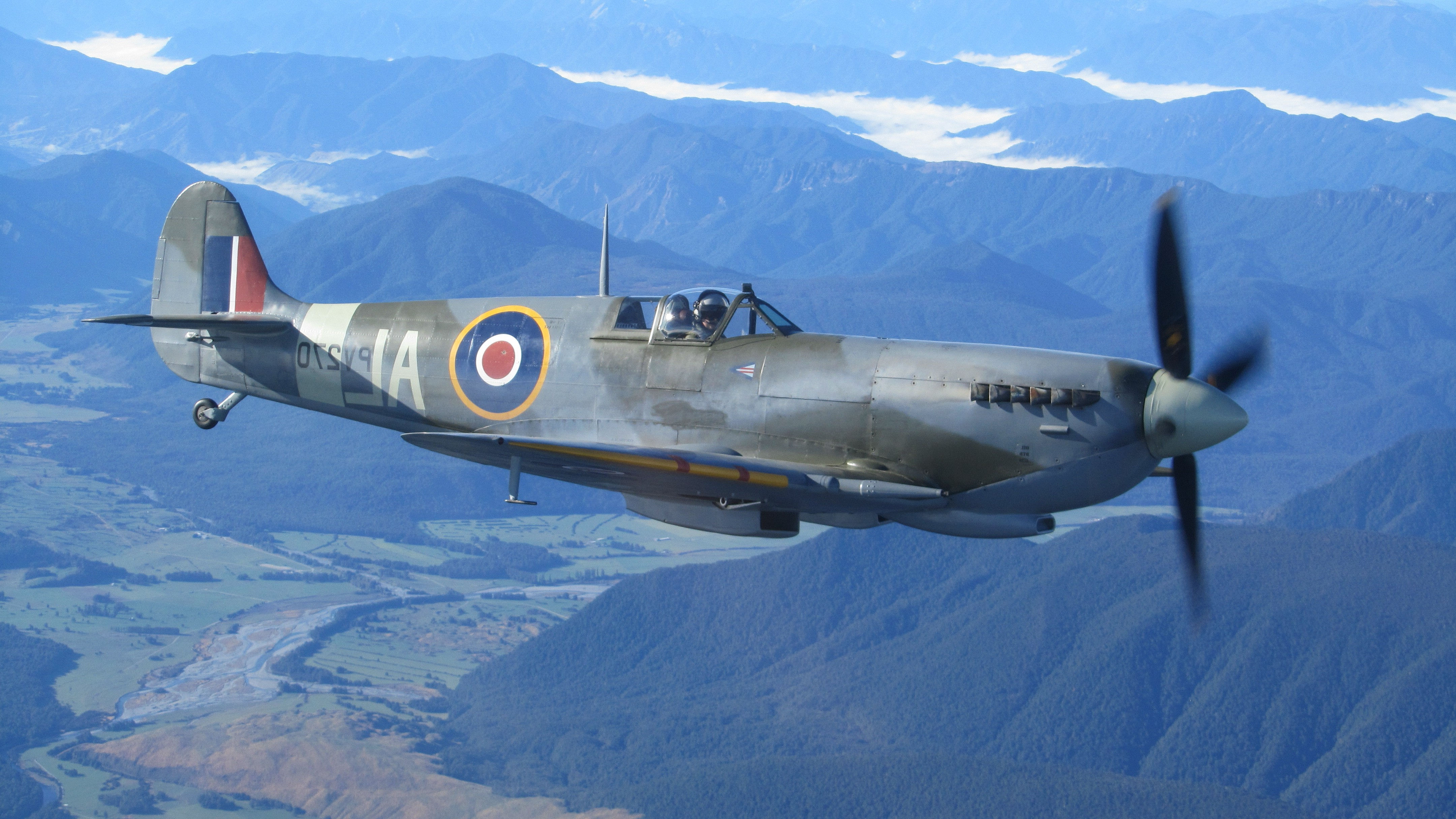 Wallpaper #xP82a5MB3lSXT3zU3-f_364 World War Ii Military Aircraft Military Aircraft Airplane Spitfire
