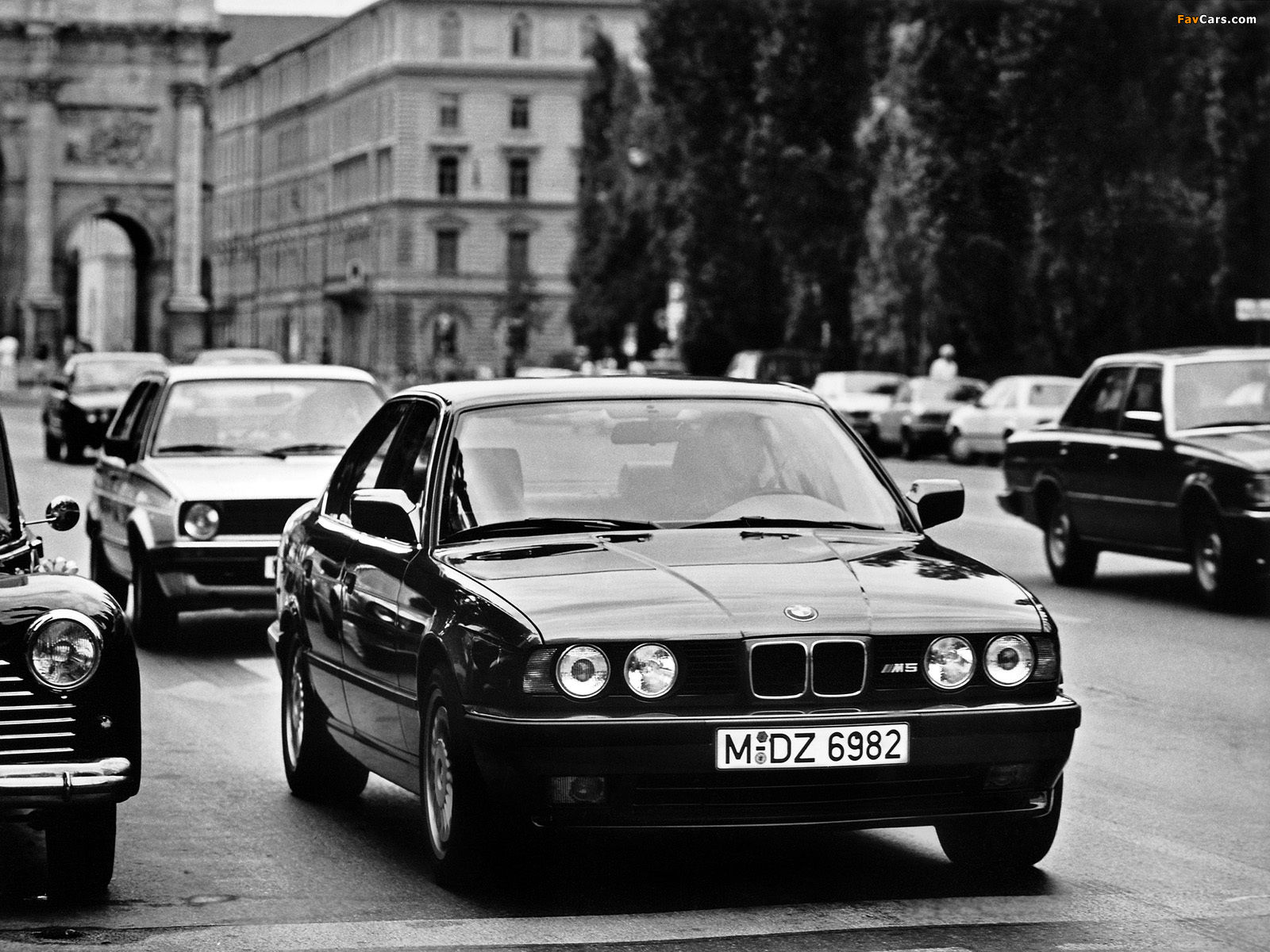 Wallpaper #-HMFgo4BFI5NbQkseBio12 BMW M5 E34 1988 92 Wallpapers 1600x1200