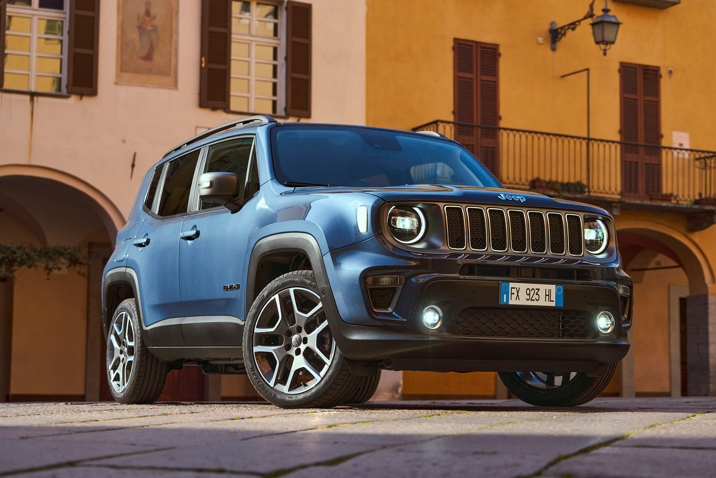 Wallpaper #TWhEFZMBSpphPi3-FQc313 Jeep Renegade Hybrid 2020 Specs Details and on Sale Date