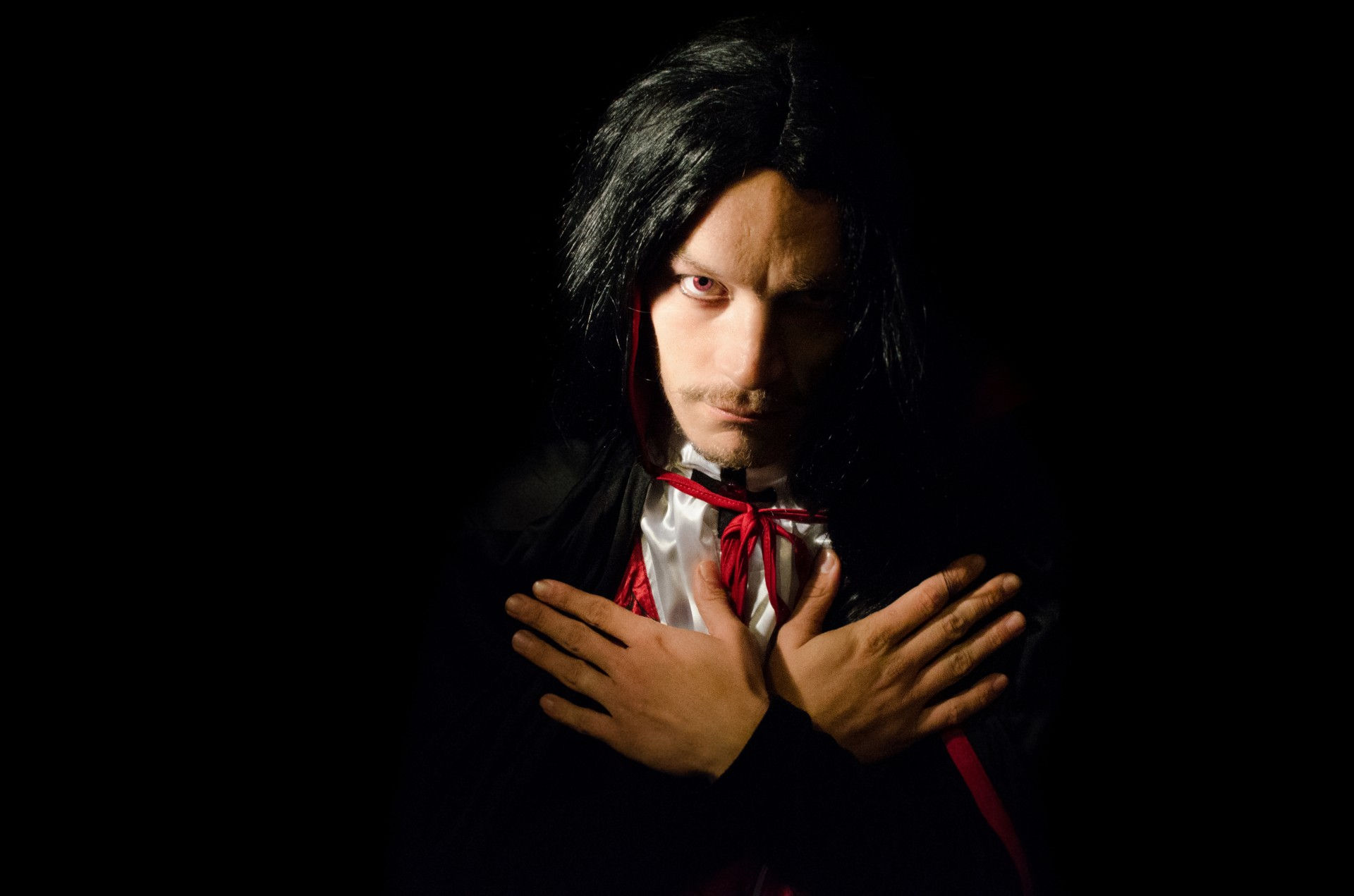 Wallpaper #XepcV5MBlwTYPL18CBFv277 Halloween Vampire Free Stock Photo Public Domain Pictures
