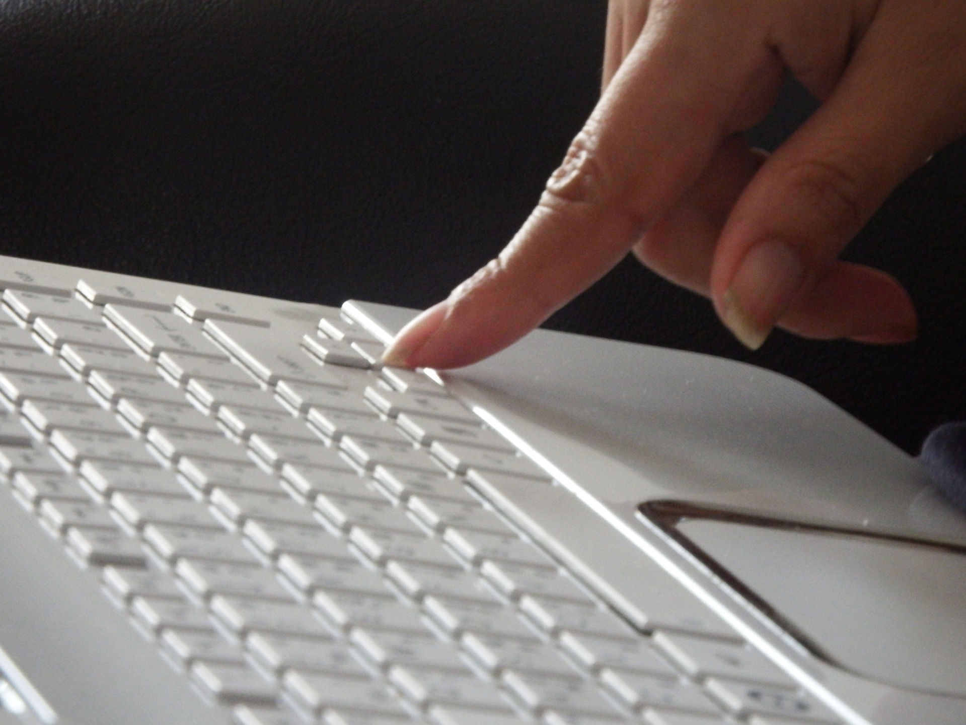 Wallpaper #p2fJ6JIBSpphPi3-wz7s332 Pressing Keys on a Keyboard Free Stock Photo Public Domain Pictures